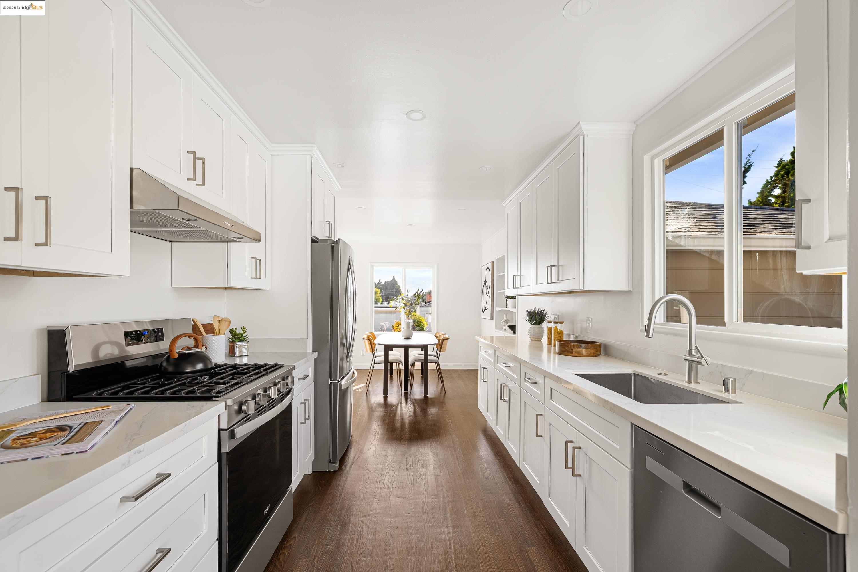 Detail Gallery Image 23 of 60 For 1408 Everett St, El Cerrito,  CA 94530 - 3 Beds | 1 Baths