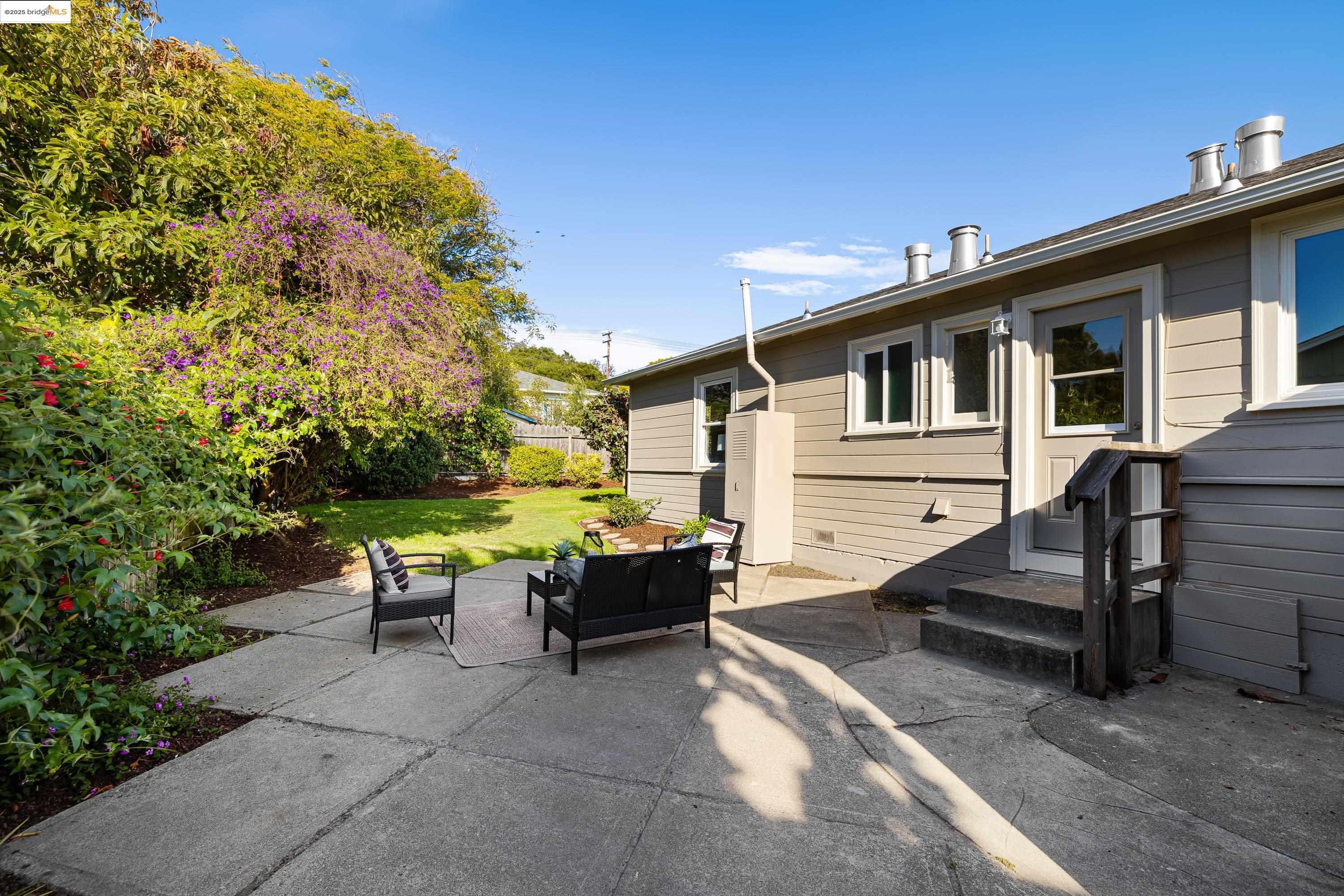 Detail Gallery Image 41 of 60 For 1408 Everett St, El Cerrito,  CA 94530 - 3 Beds | 1 Baths