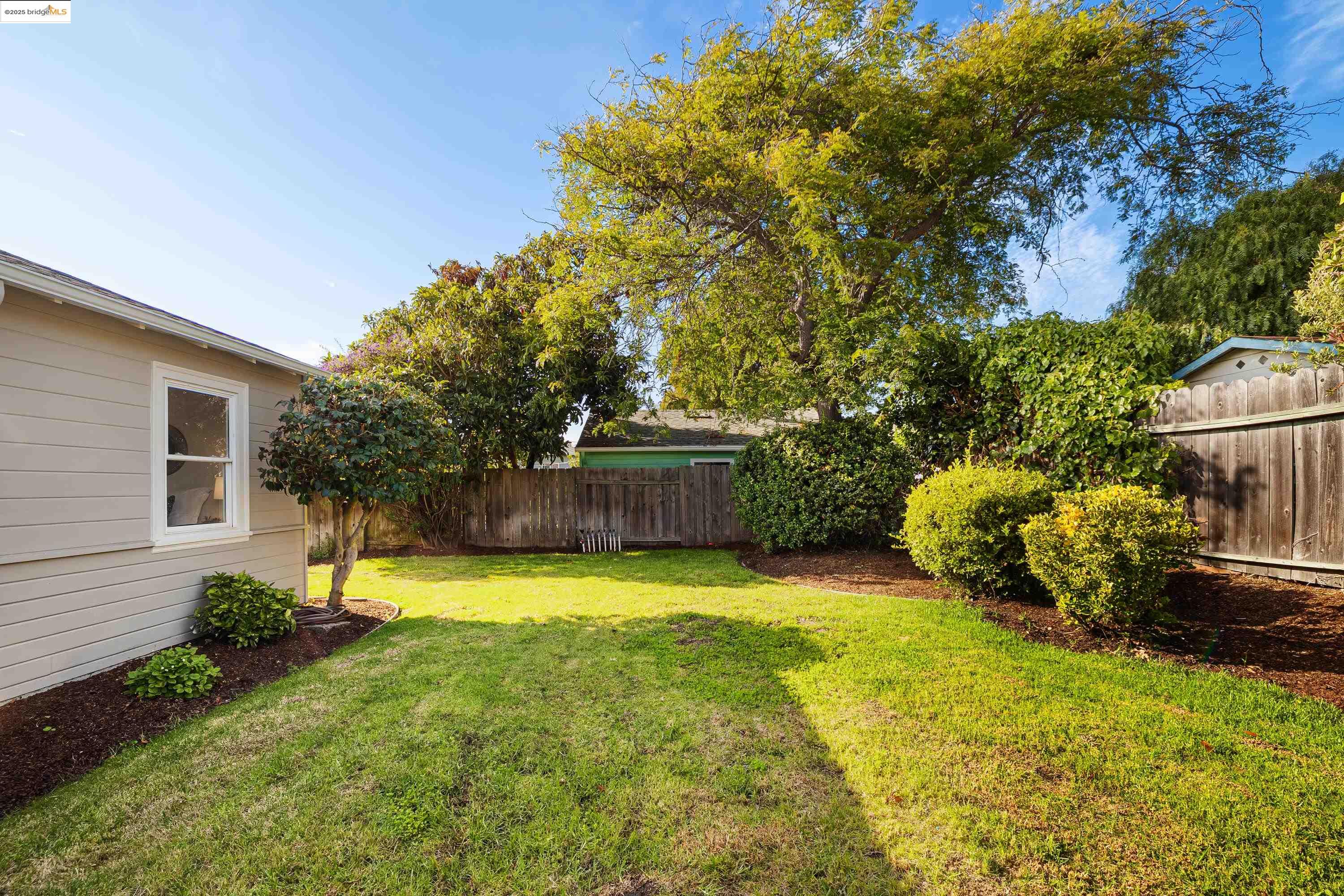 Detail Gallery Image 45 of 60 For 1408 Everett St, El Cerrito,  CA 94530 - 3 Beds | 1 Baths