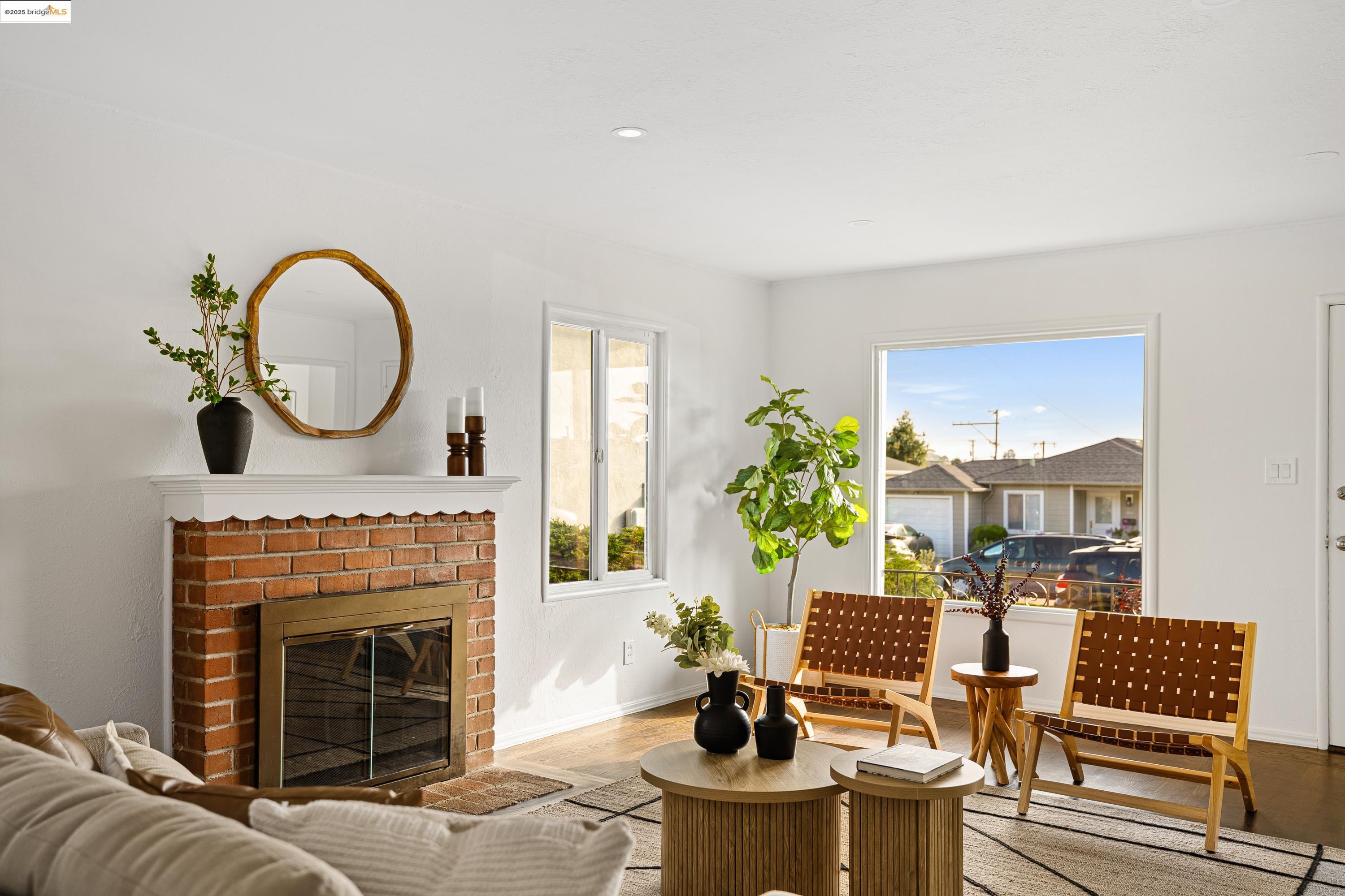 Detail Gallery Image 8 of 60 For 1408 Everett St, El Cerrito,  CA 94530 - 3 Beds | 1 Baths