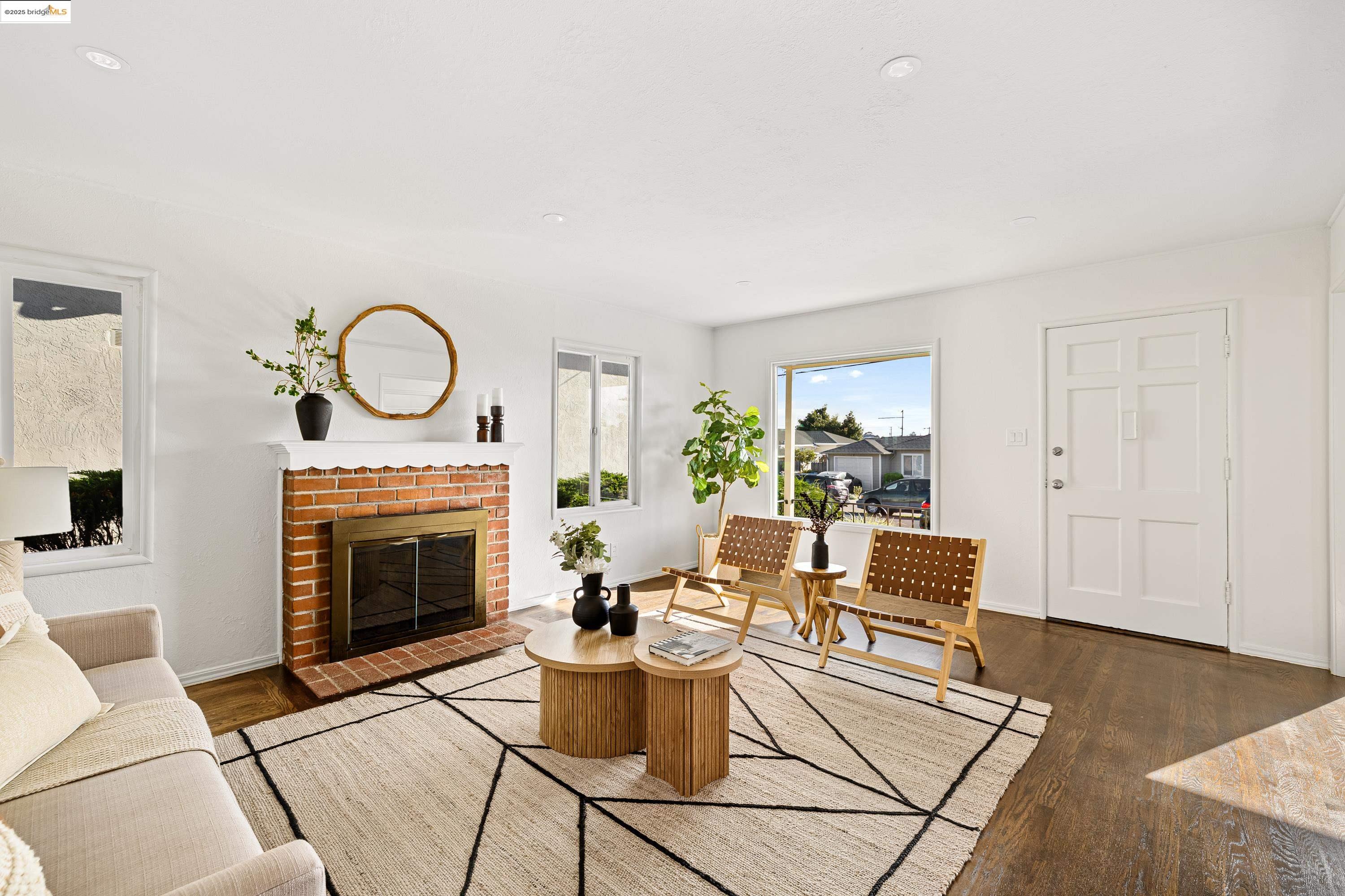 Detail Gallery Image 9 of 60 For 1408 Everett St, El Cerrito,  CA 94530 - 3 Beds | 1 Baths