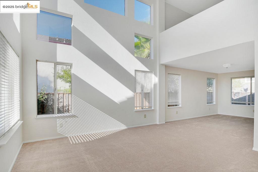 Detail Gallery Image 5 of 36 For 4030 Sheffield Dr, Antioch,  CA 94531 - 4 Beds | 4 Baths