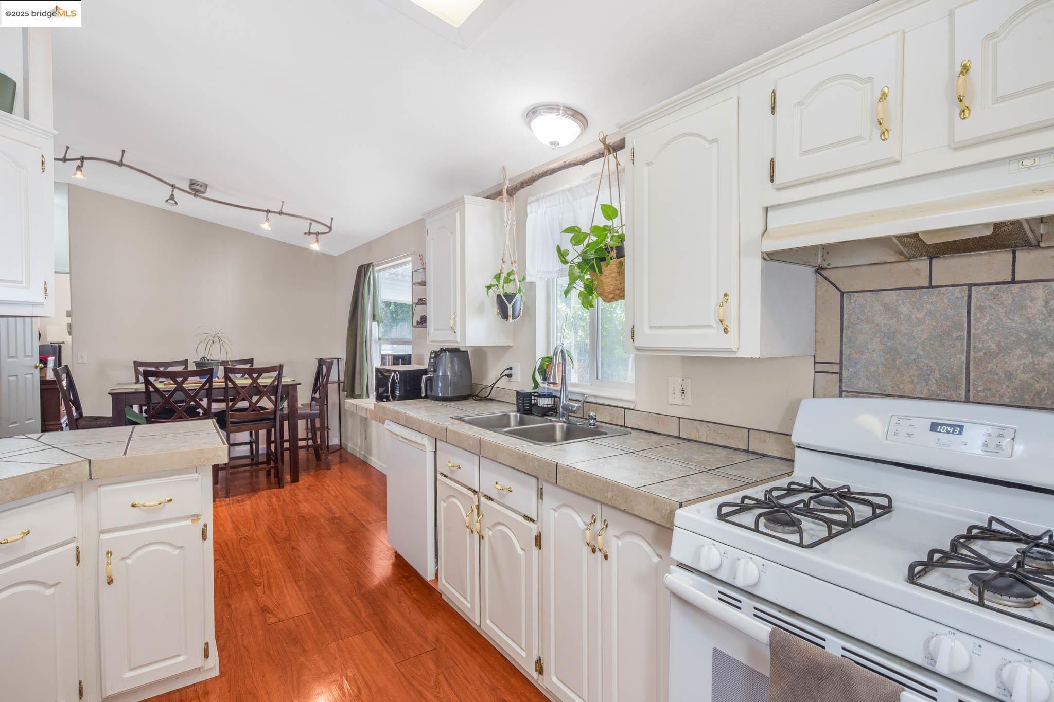 Detail Gallery Image 20 of 47 For 16711 Marsh Creek Rd #158,  Clayton,  CA 94517 - 3 Beds | 2 Baths