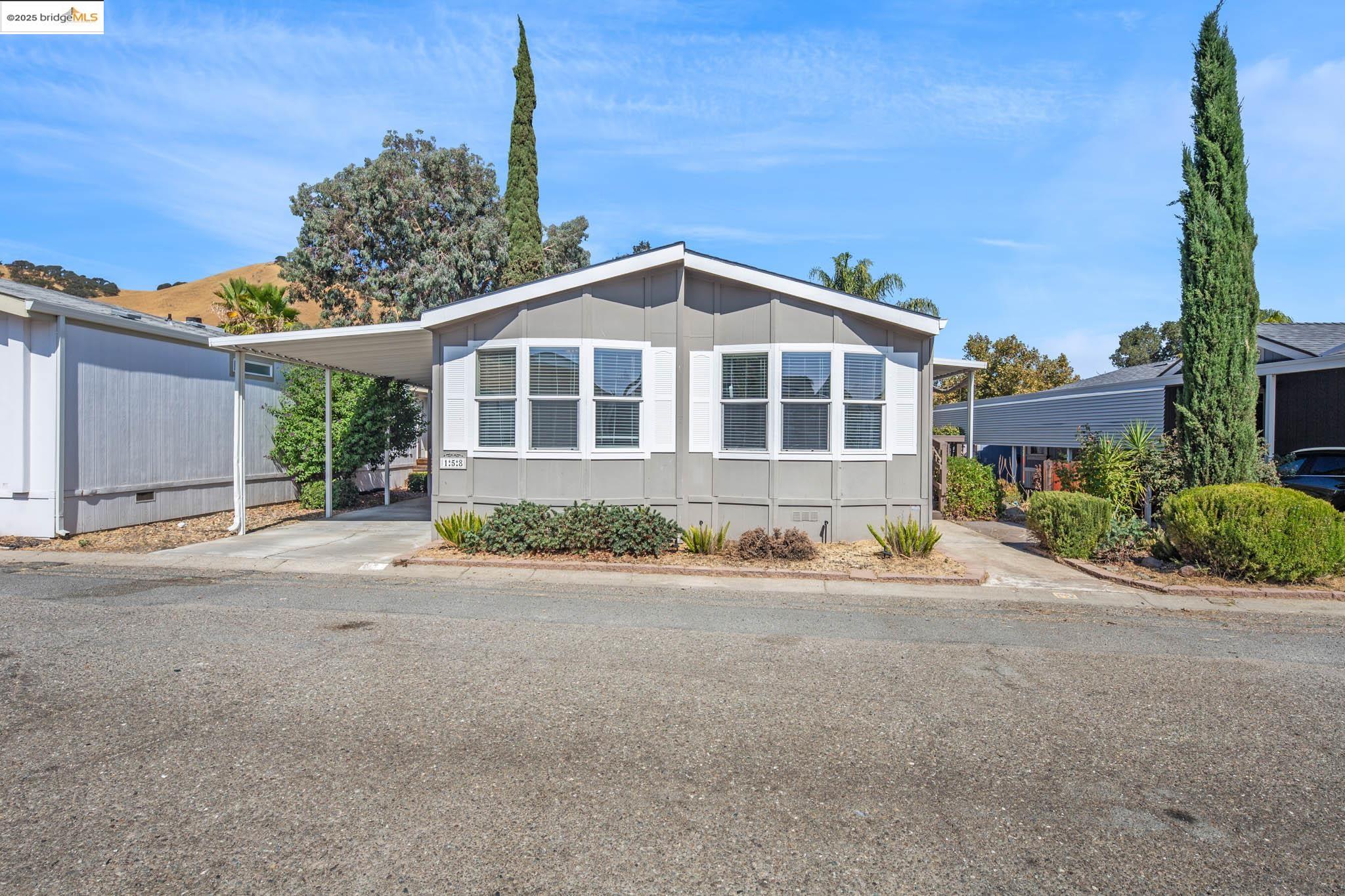 Detail Gallery Image 3 of 47 For 16711 Marsh Creek Rd #158,  Clayton,  CA 94517 - 3 Beds | 2 Baths
