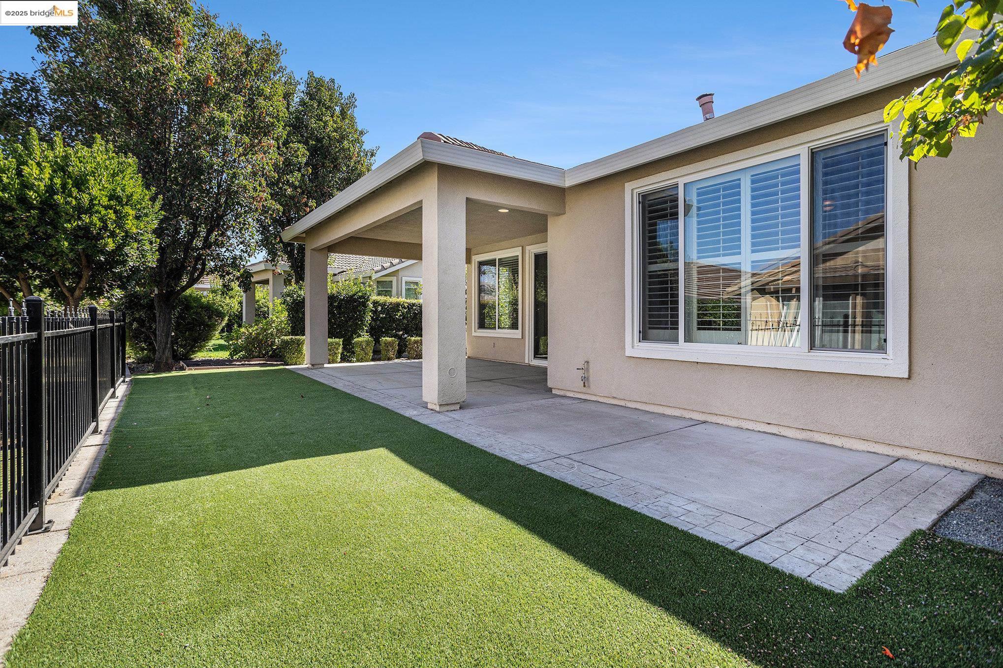 Detail Gallery Image 22 of 39 For 1353 Mcprince Ln, Brentwood,  CA 94513 - 2 Beds | 2 Baths