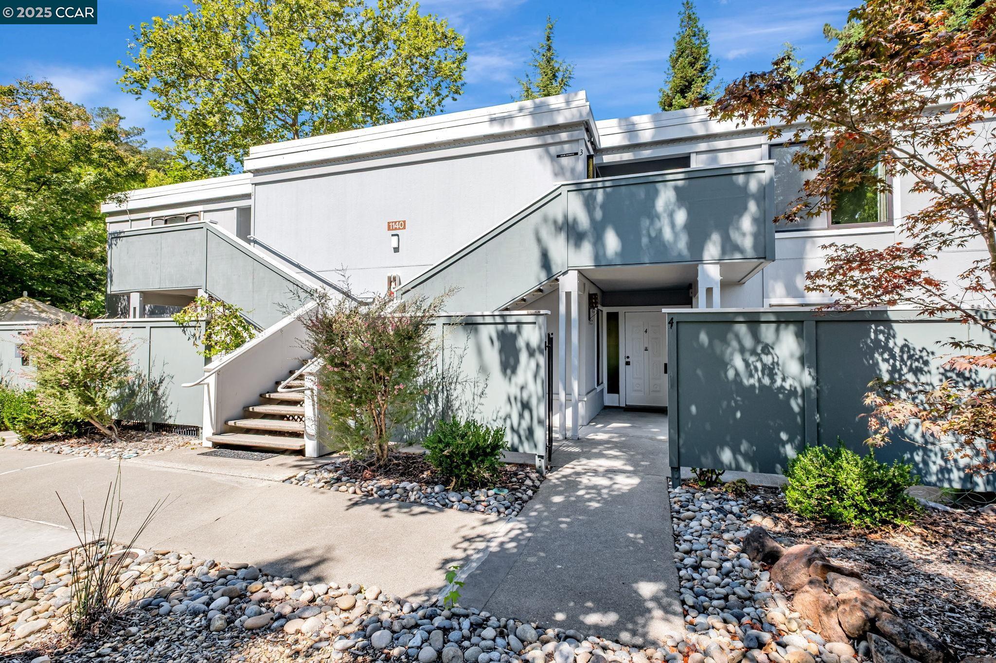 MLS: 41109454 Condo For Sale