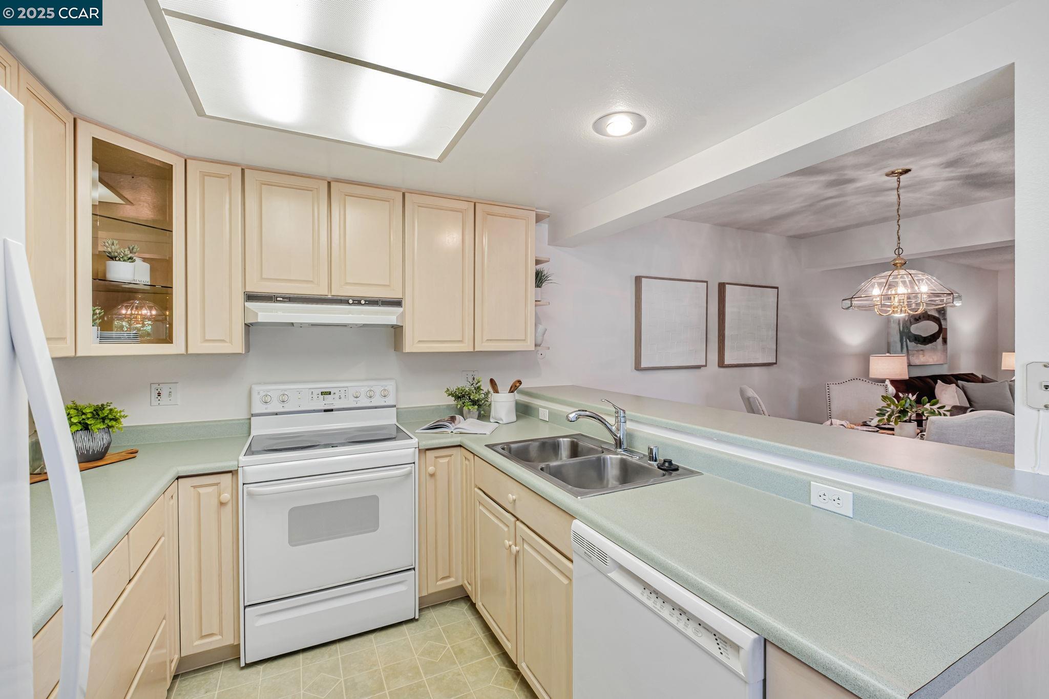 Photo #14: 41109454 Listing: Photo #14
