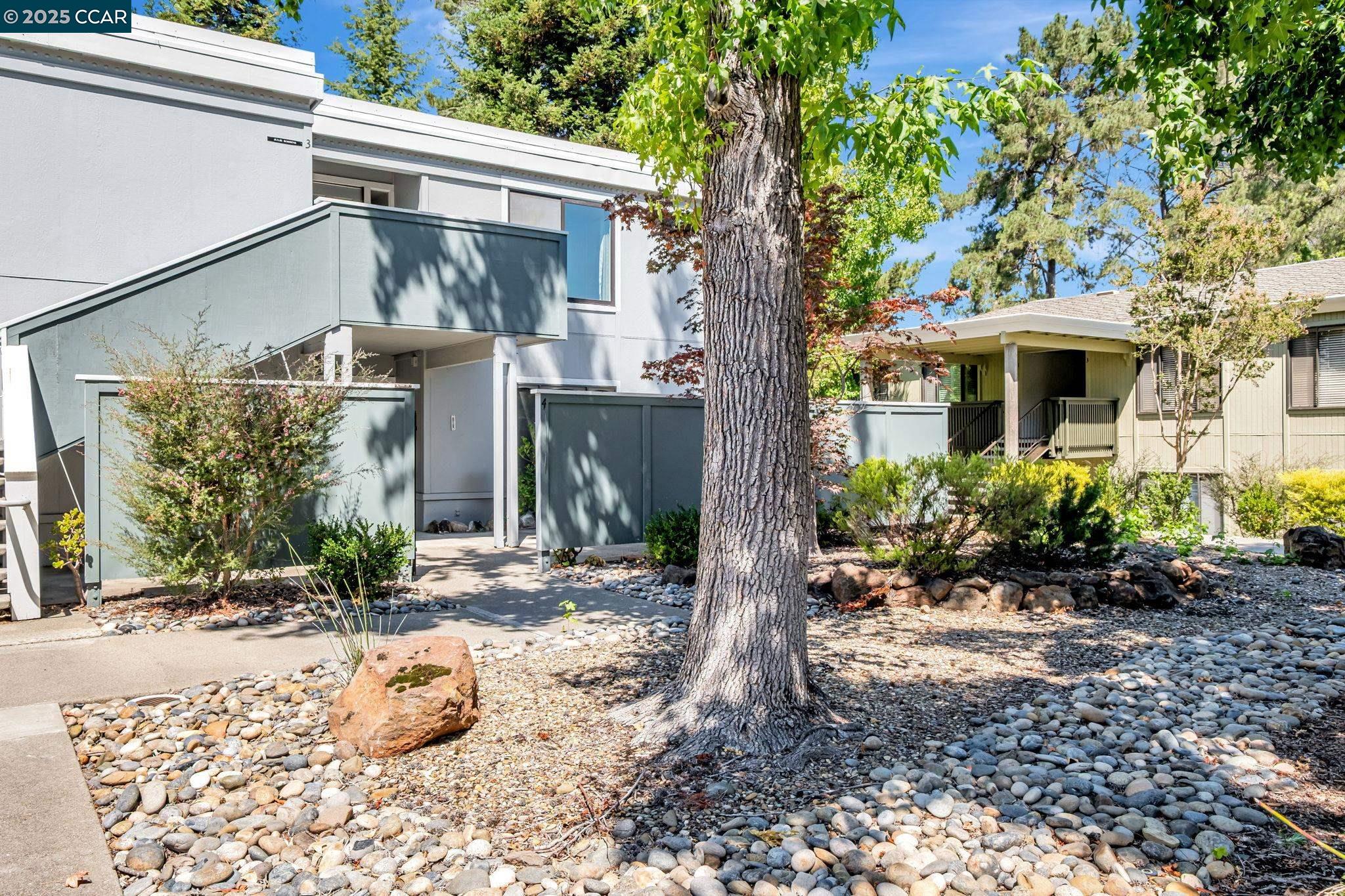 Photo #2: 41109454 Listing 
