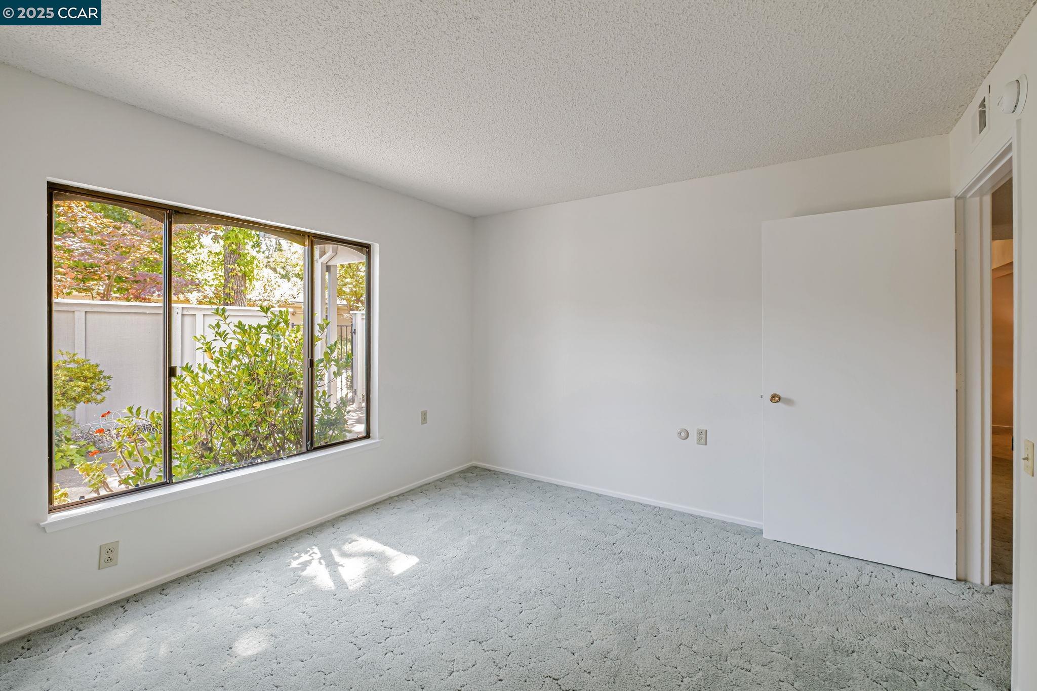 Photo #27: 41109454 Listing: Photo #27