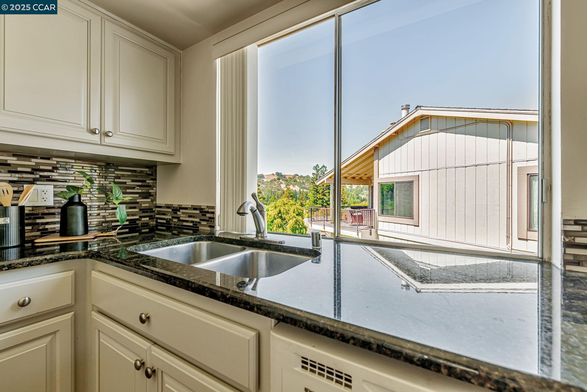 Photo #14: 41109455 Listing: Photo #14