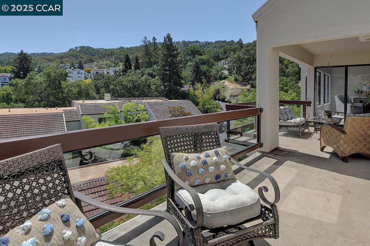 Detail Gallery Image 19 of 60 For 3244 Terra Granada Dr 1b,  Walnut Creek,  CA 94595 - 2 Beds | 2 Baths