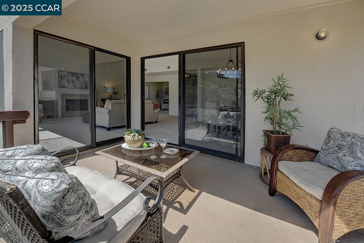 Detail Gallery Image 21 of 60 For 3244 Terra Granada Dr 1b,  Walnut Creek,  CA 94595 - 2 Beds | 2 Baths