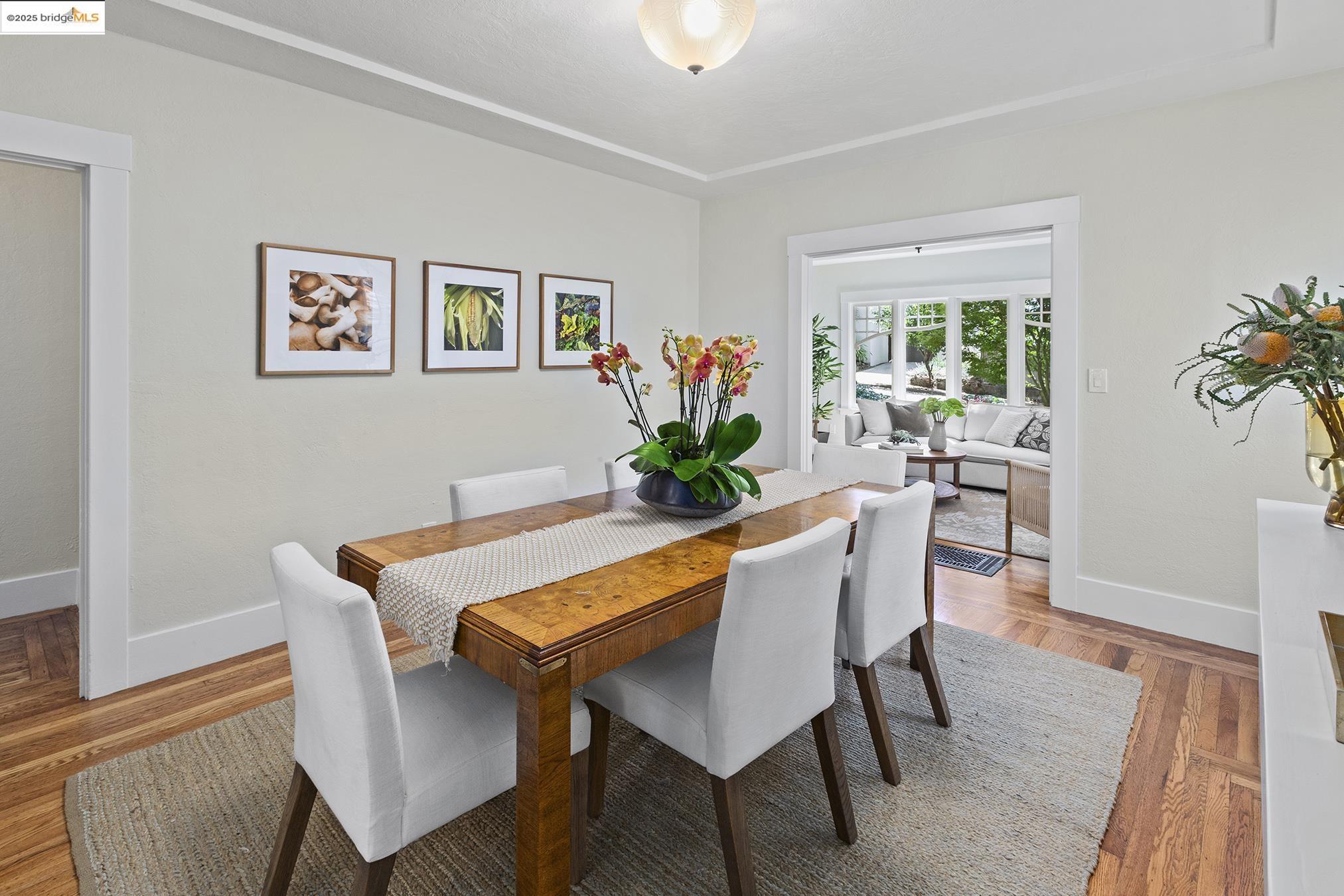 Detail Gallery Image 11 of 60 For 1081 Keith Ave, Berkeley,  CA 94708 - 3 Beds | 2 Baths