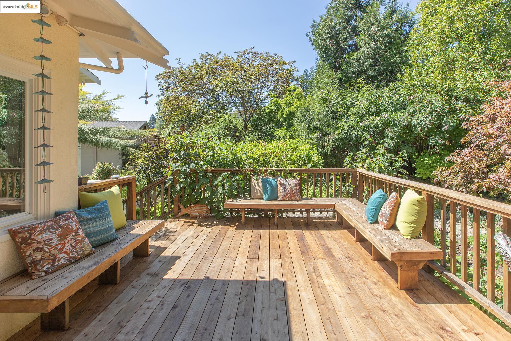 Detail Gallery Image 20 of 60 For 1081 Keith Ave, Berkeley,  CA 94708 - 3 Beds | 2 Baths