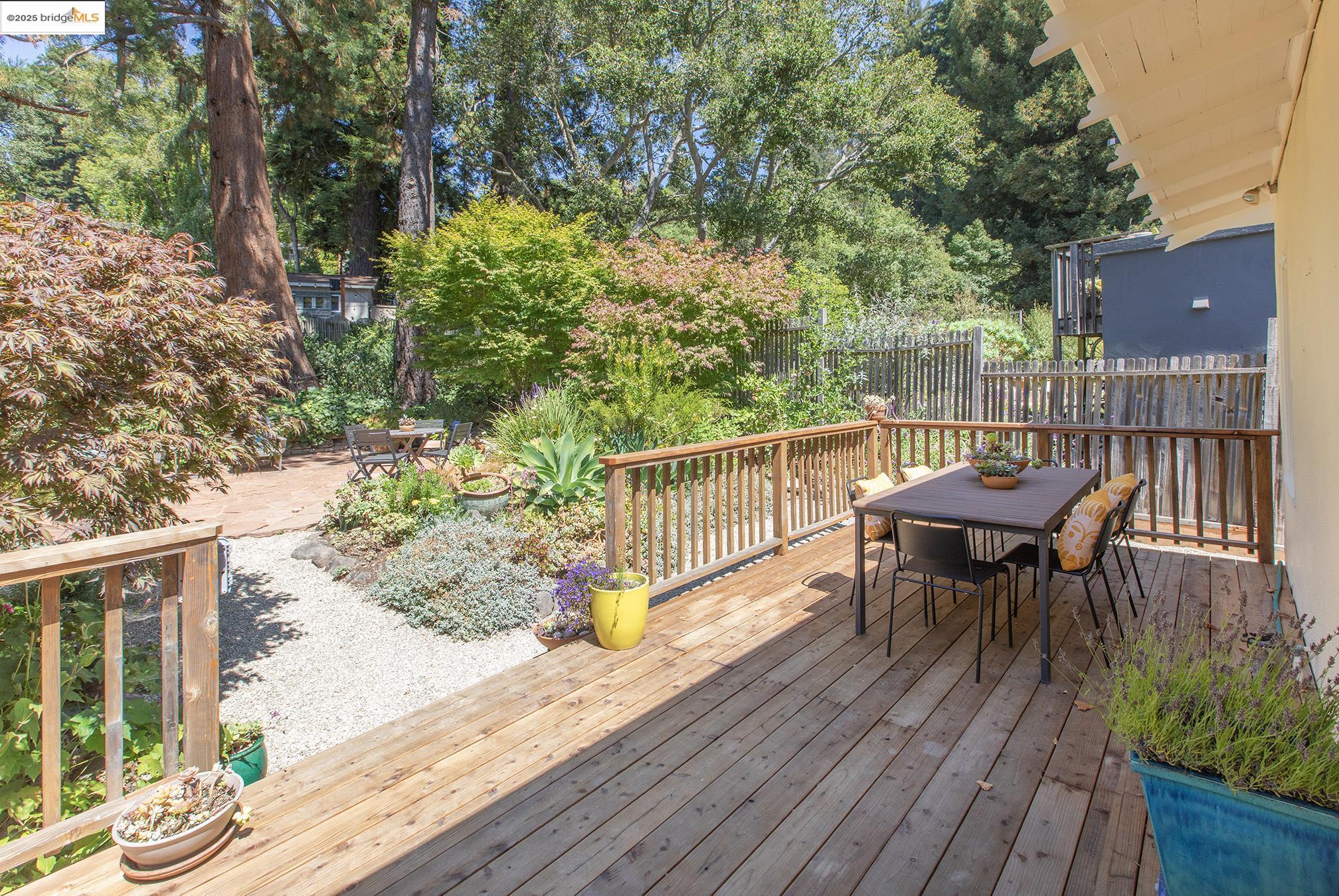Detail Gallery Image 22 of 60 For 1081 Keith Ave, Berkeley,  CA 94708 - 3 Beds | 2 Baths