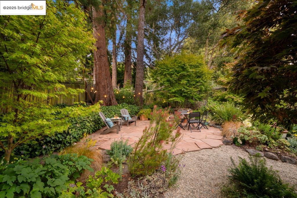 Detail Gallery Image 46 of 60 For 1081 Keith Ave, Berkeley,  CA 94708 - 3 Beds | 2 Baths