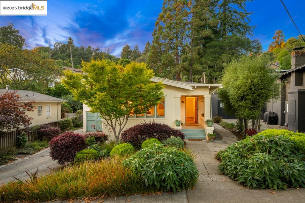 Detail Gallery Image 59 of 60 For 1081 Keith Ave, Berkeley,  CA 94708 - 3 Beds | 2 Baths