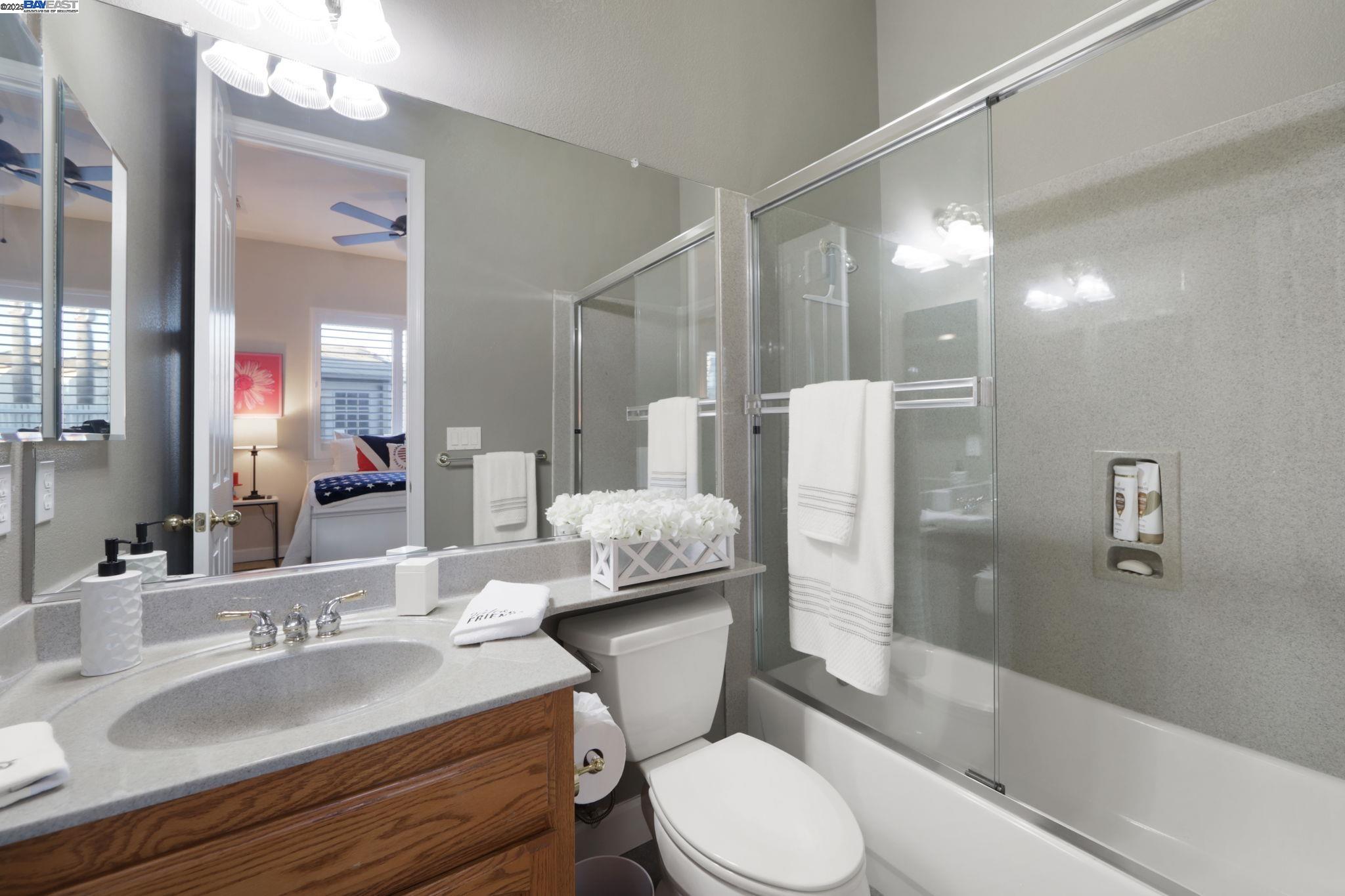 Detail Gallery Image 18 of 39 For 1901 Newport Dr, Discovery Bay,  CA 94505 - 3 Beds | 3/1 Baths