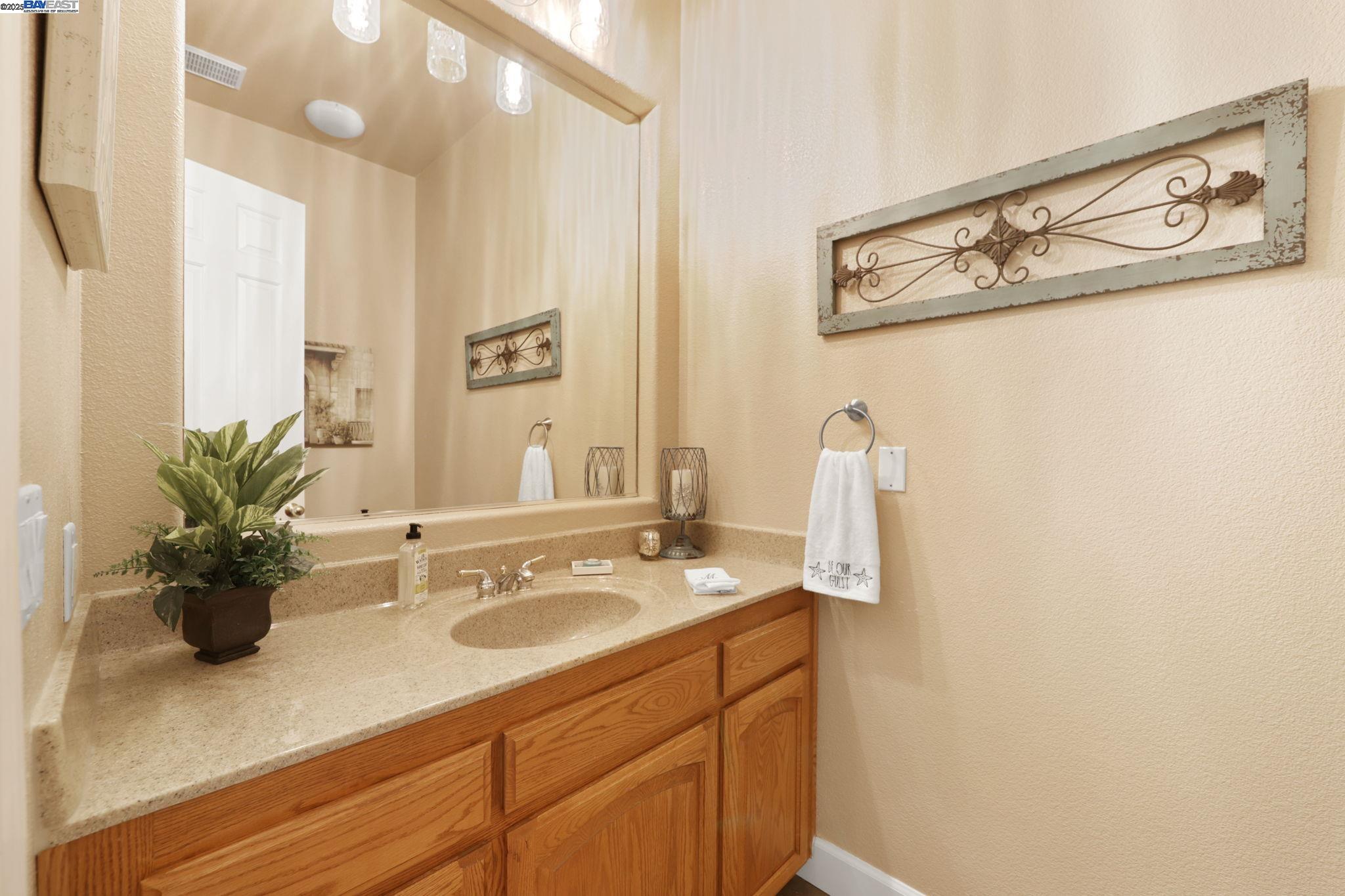 Detail Gallery Image 23 of 39 For 1901 Newport Dr, Discovery Bay,  CA 94505 - 3 Beds | 3/1 Baths