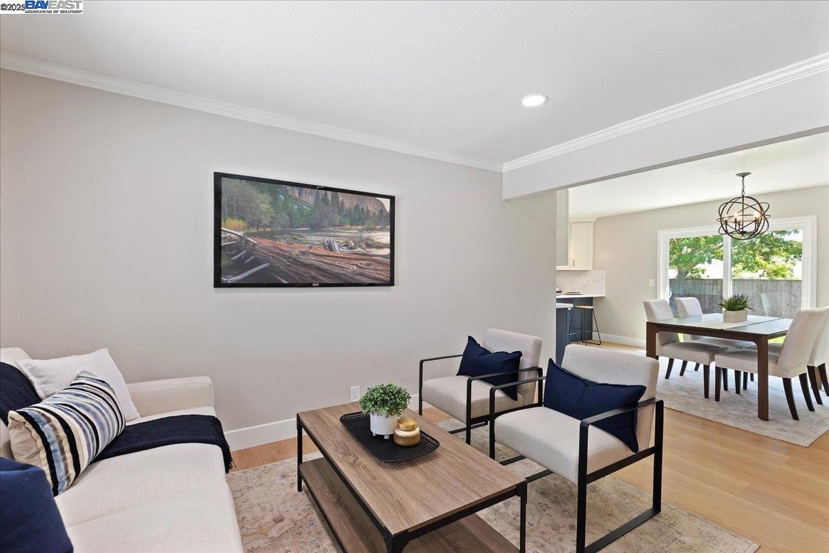 Detail Gallery Image 11 of 39 For 7718 Millbrook Ave, Dublin,  CA 94568 - 4 Beds | 2 Baths