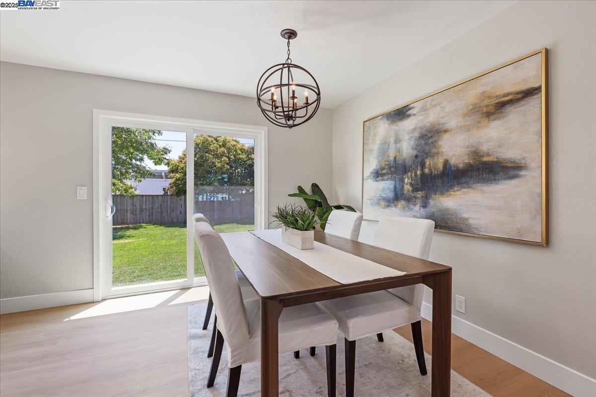 Detail Gallery Image 13 of 39 For 7718 Millbrook Ave, Dublin,  CA 94568 - 4 Beds | 2 Baths