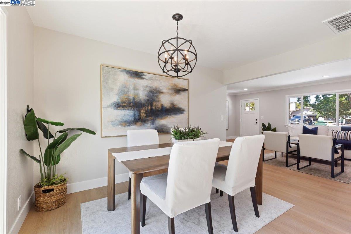 Detail Gallery Image 14 of 39 For 7718 Millbrook Ave, Dublin,  CA 94568 - 4 Beds | 2 Baths