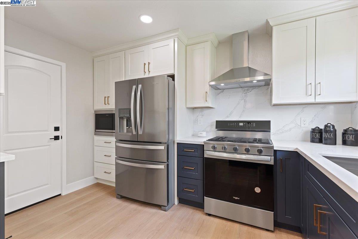 Detail Gallery Image 18 of 39 For 7718 Millbrook Ave, Dublin,  CA 94568 - 4 Beds | 2 Baths