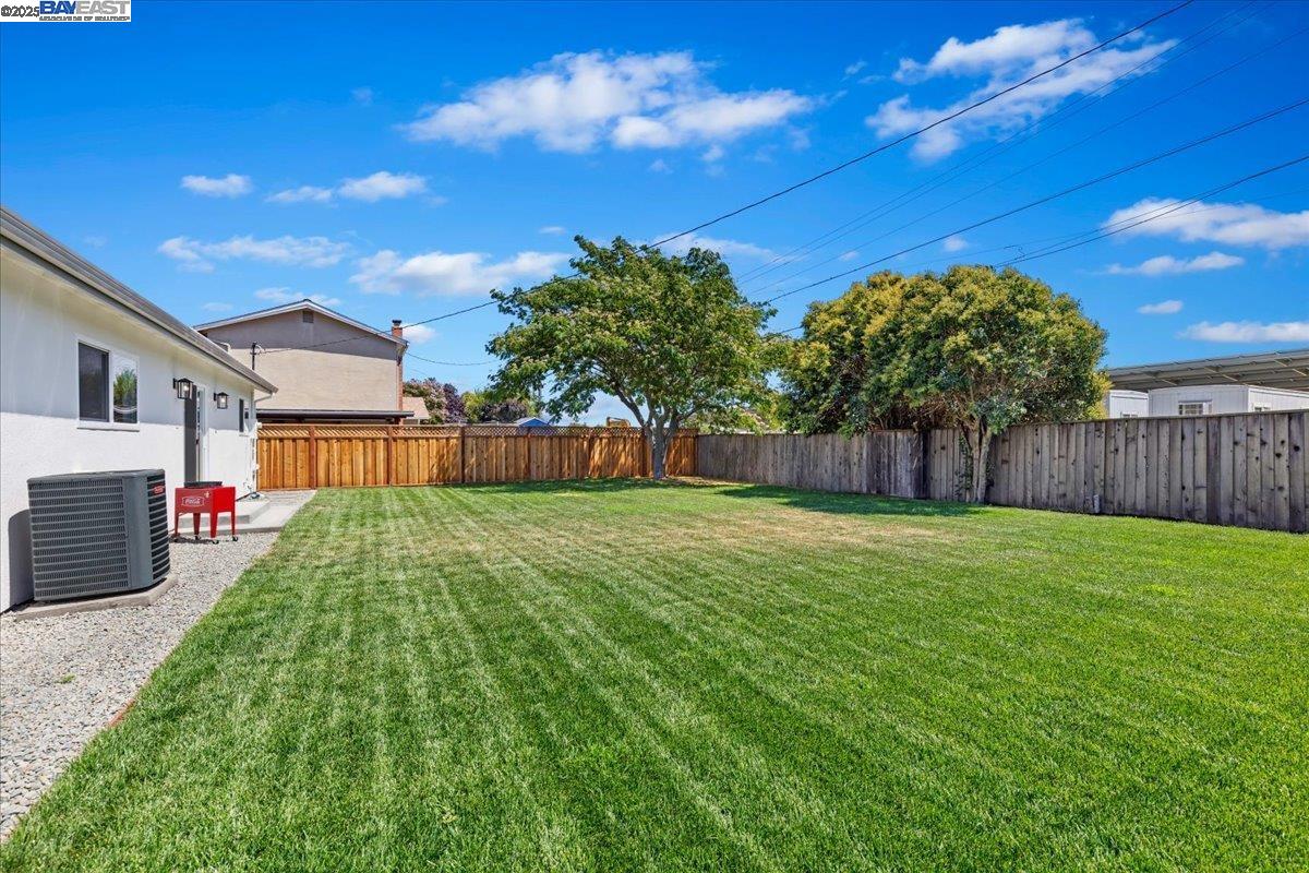 Detail Gallery Image 32 of 39 For 7718 Millbrook Ave, Dublin,  CA 94568 - 4 Beds | 2 Baths