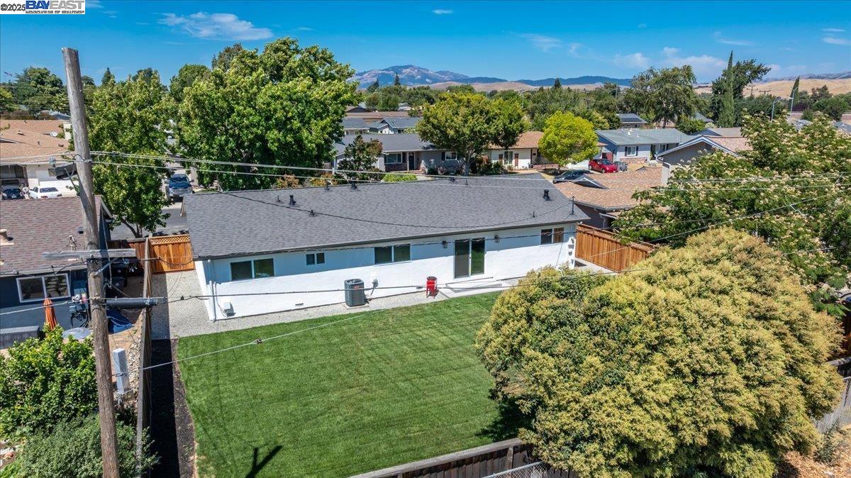 Detail Gallery Image 35 of 39 For 7718 Millbrook Ave, Dublin,  CA 94568 - 4 Beds | 2 Baths