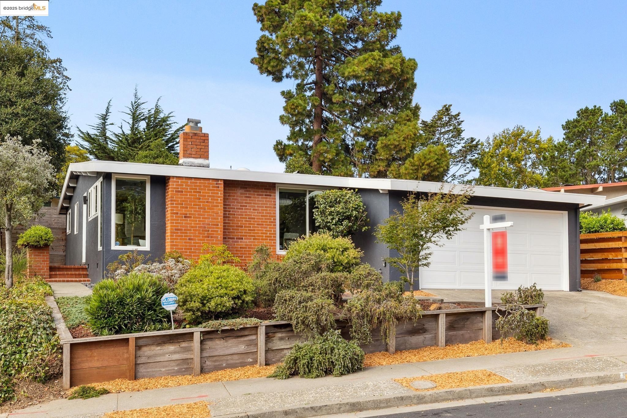 Detail Gallery Image 1 of 52 For 7827 Potrero Ave, El Cerrito,  CA 94530 - 3 Beds | 2 Baths