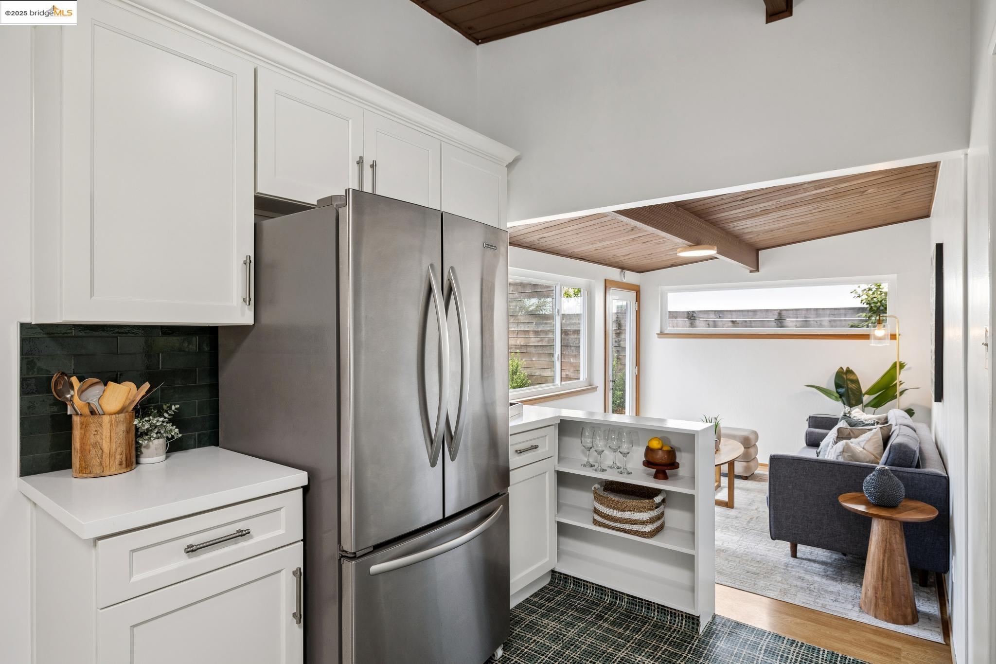 Detail Gallery Image 14 of 52 For 7827 Potrero Ave, El Cerrito,  CA 94530 - 3 Beds | 2 Baths