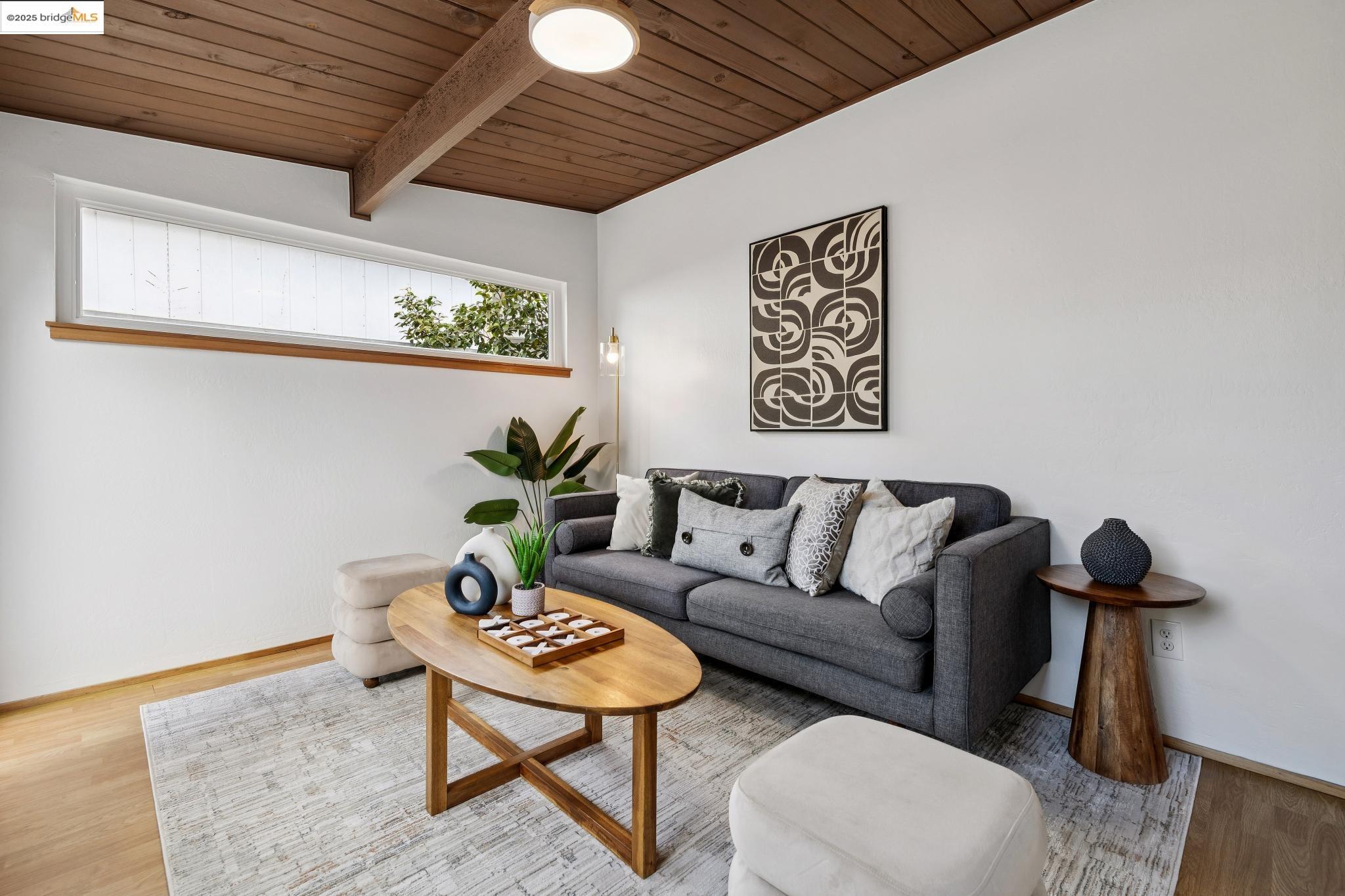 Detail Gallery Image 16 of 52 For 7827 Potrero Ave, El Cerrito,  CA 94530 - 3 Beds | 2 Baths