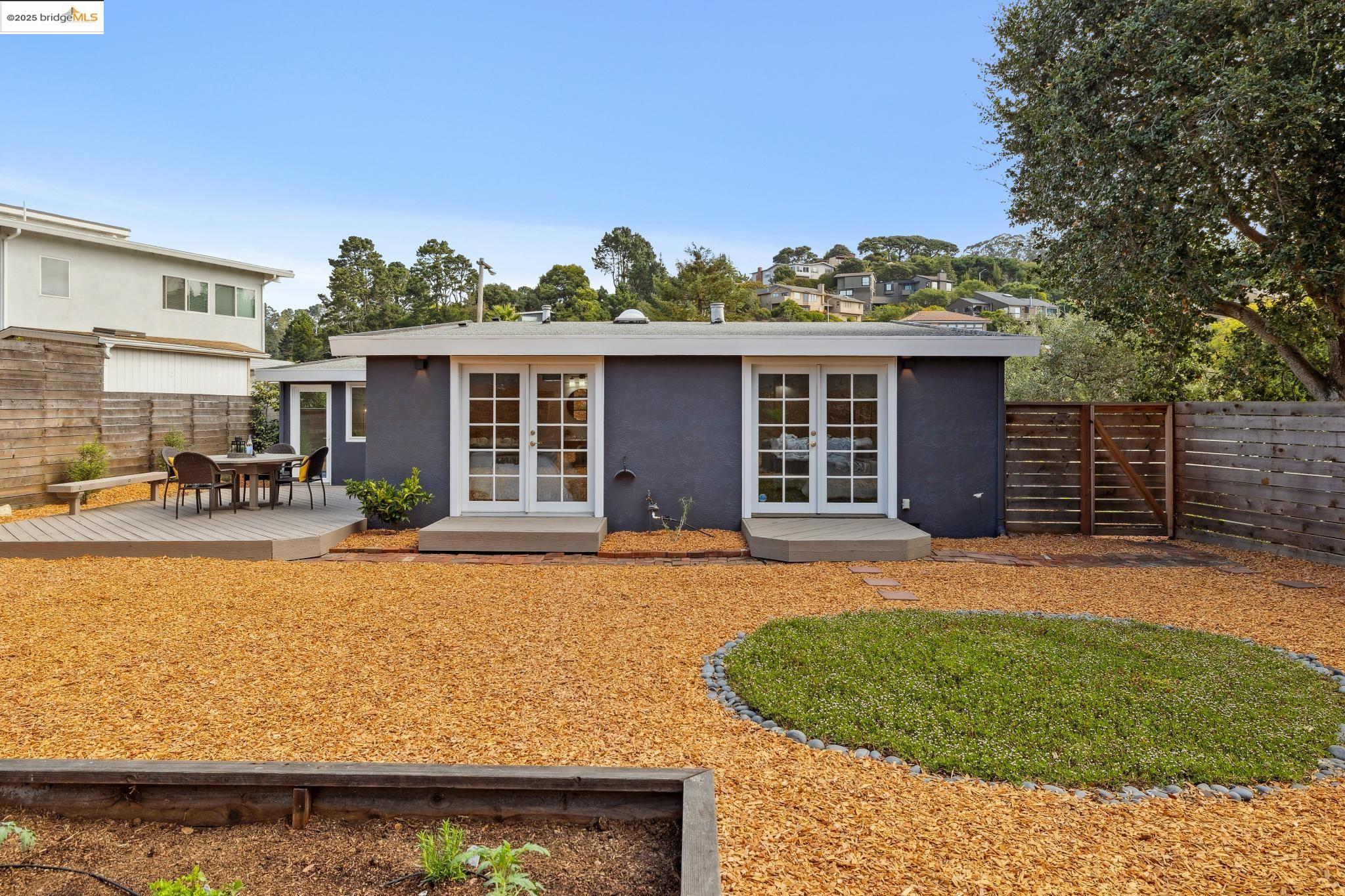 Detail Gallery Image 28 of 52 For 7827 Potrero Ave, El Cerrito,  CA 94530 - 3 Beds | 2 Baths
