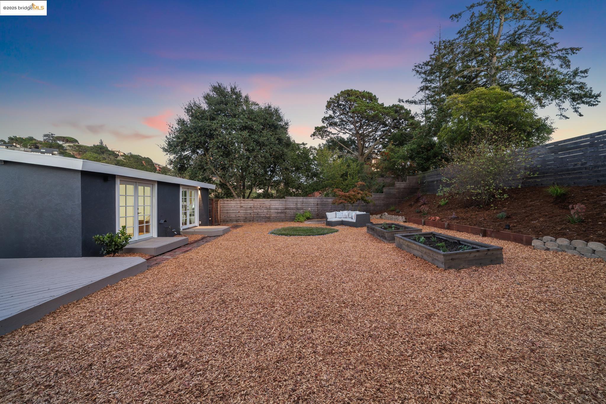 Detail Gallery Image 47 of 52 For 7827 Potrero Ave, El Cerrito,  CA 94530 - 3 Beds | 2 Baths