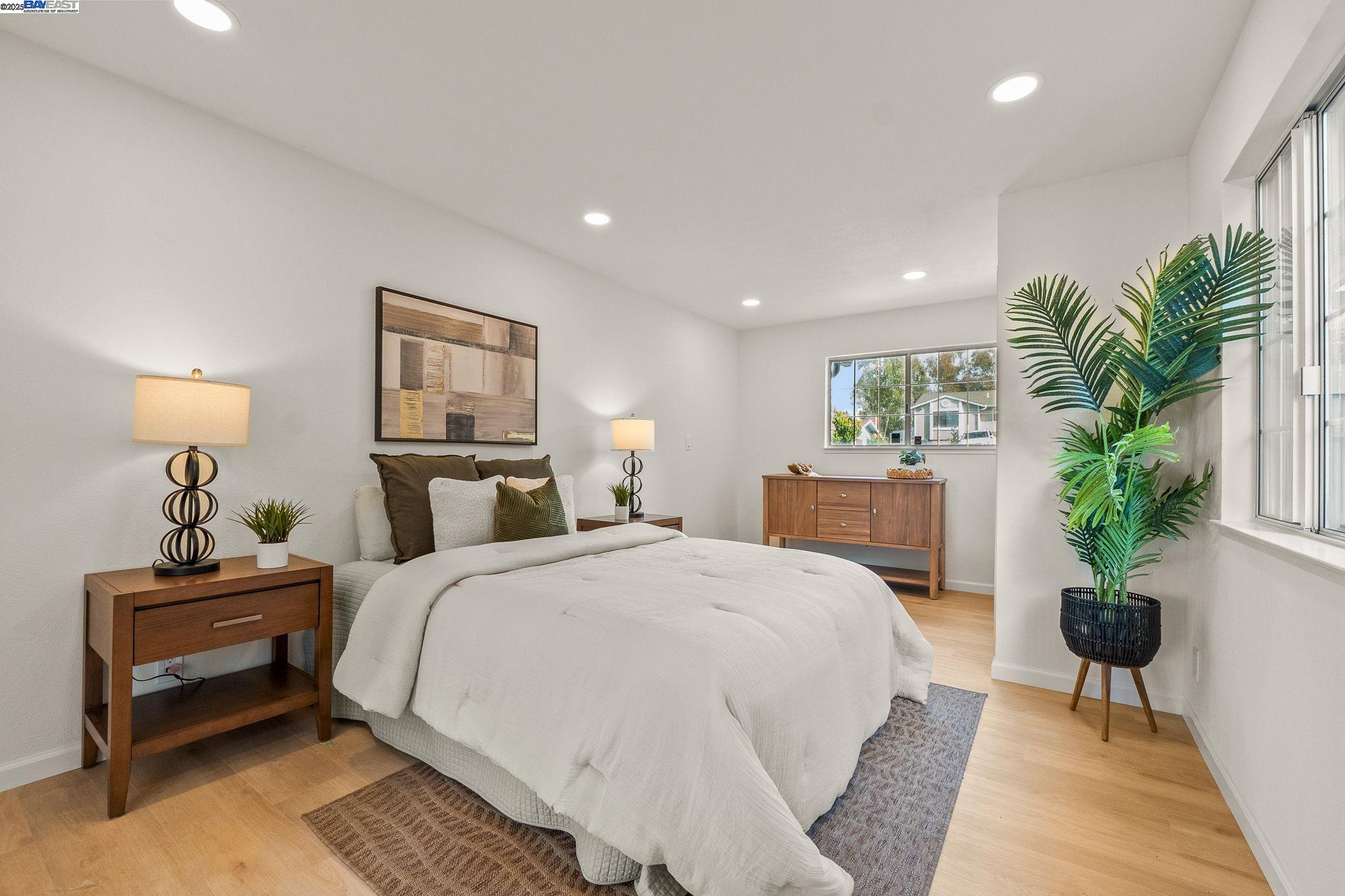 Detail Gallery Image 19 of 40 For 2561 Middlefield Ave, Fremont,  CA 94539 - 5 Beds | 3 Baths