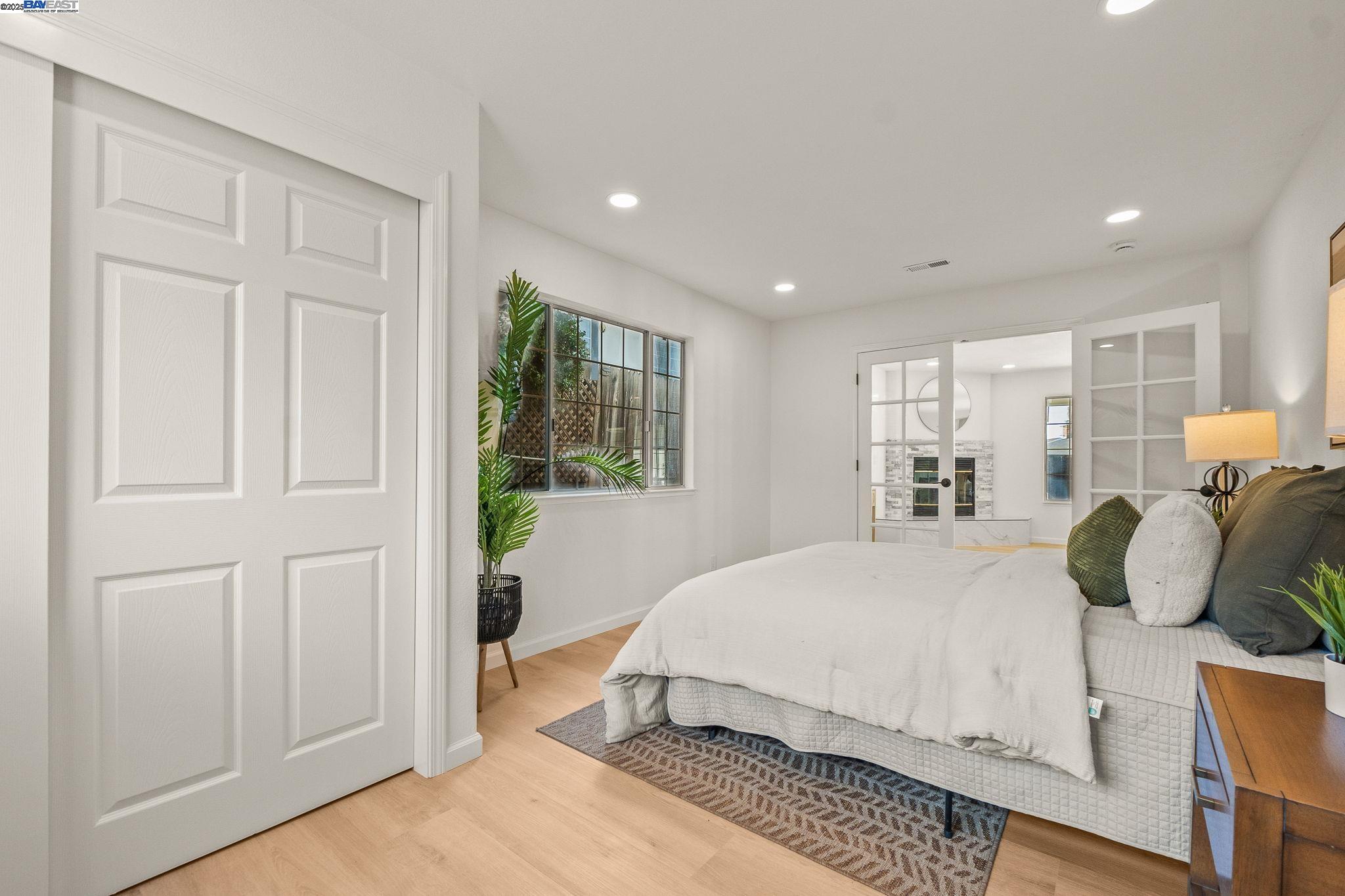 Detail Gallery Image 20 of 40 For 2561 Middlefield Ave, Fremont,  CA 94539 - 5 Beds | 3 Baths