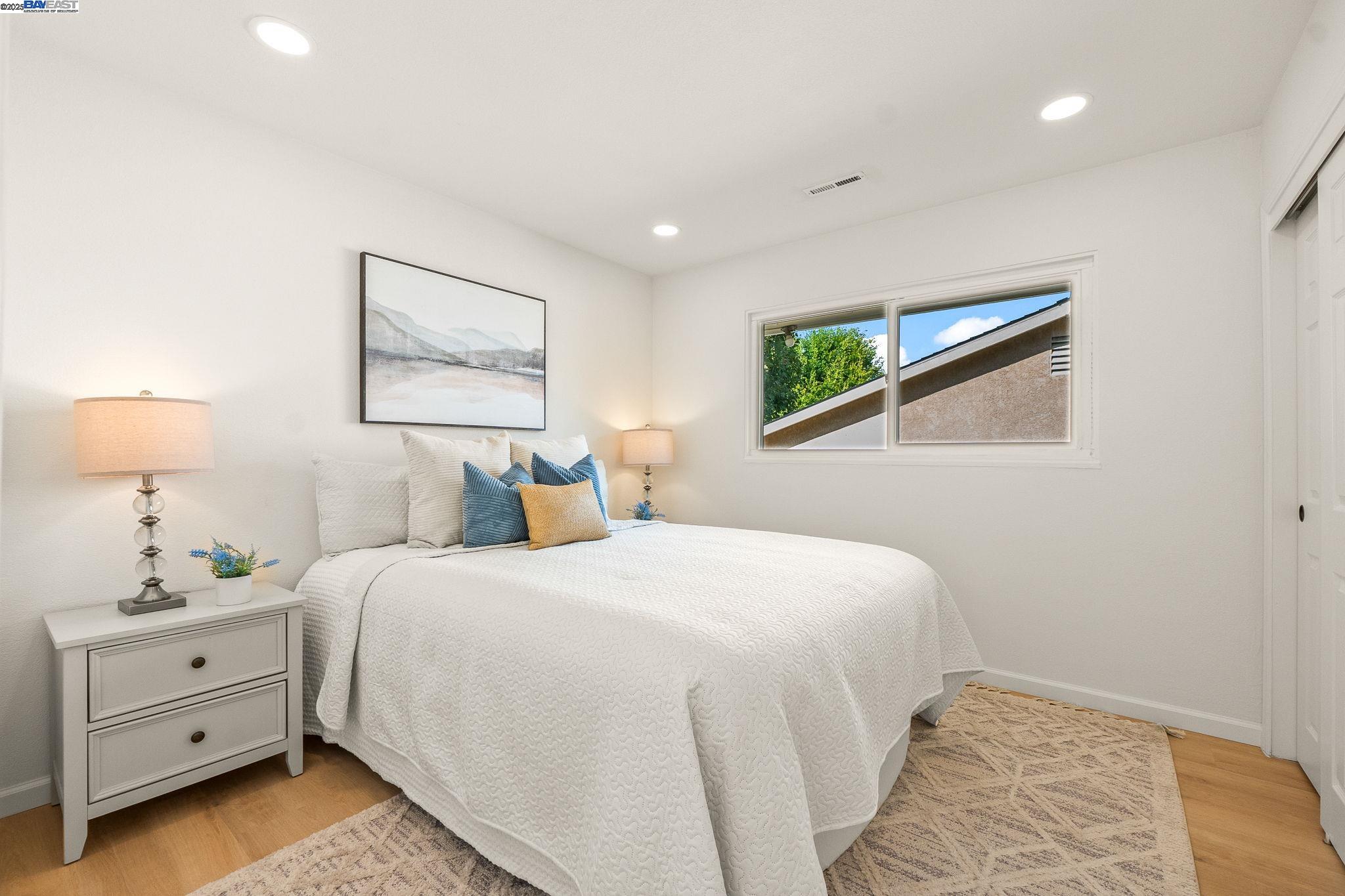 Detail Gallery Image 26 of 40 For 2561 Middlefield Ave, Fremont,  CA 94539 - 5 Beds | 3 Baths