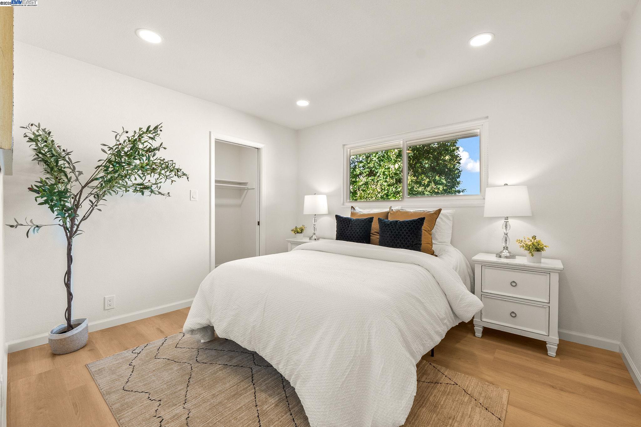 Detail Gallery Image 27 of 40 For 2561 Middlefield Ave, Fremont,  CA 94539 - 5 Beds | 3 Baths