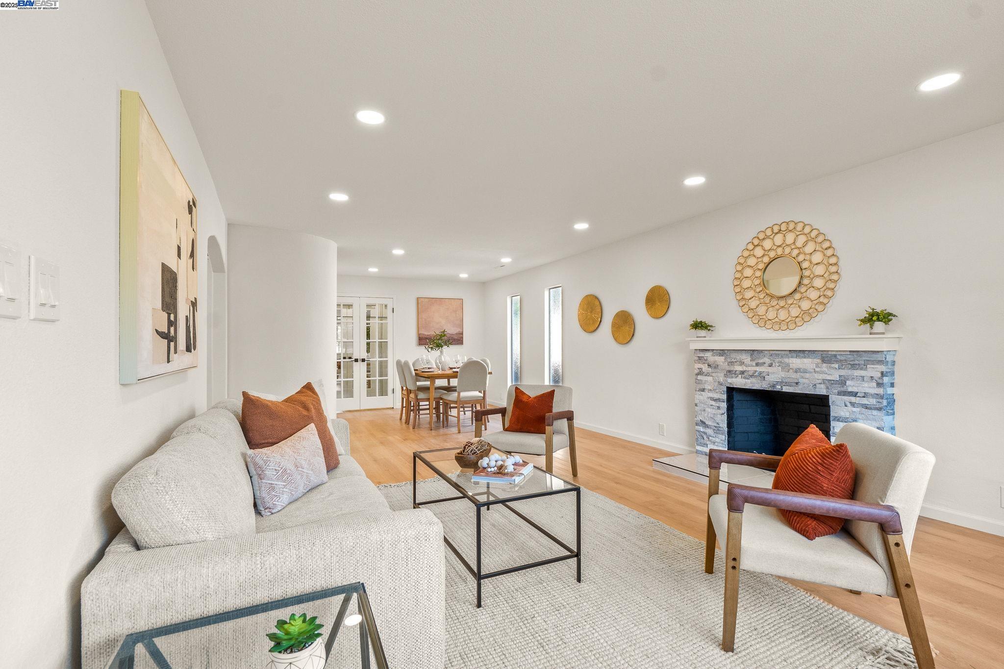 Detail Gallery Image 5 of 40 For 2561 Middlefield Ave, Fremont,  CA 94539 - 5 Beds | 3 Baths