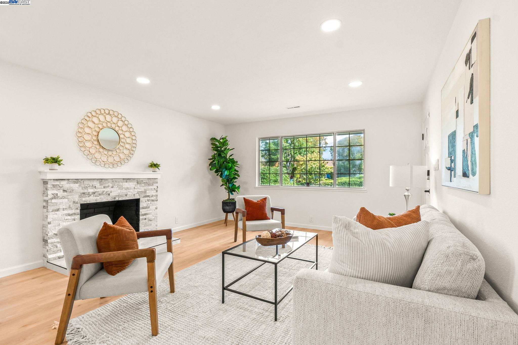Detail Gallery Image 8 of 40 For 2561 Middlefield Ave, Fremont,  CA 94539 - 5 Beds | 3 Baths