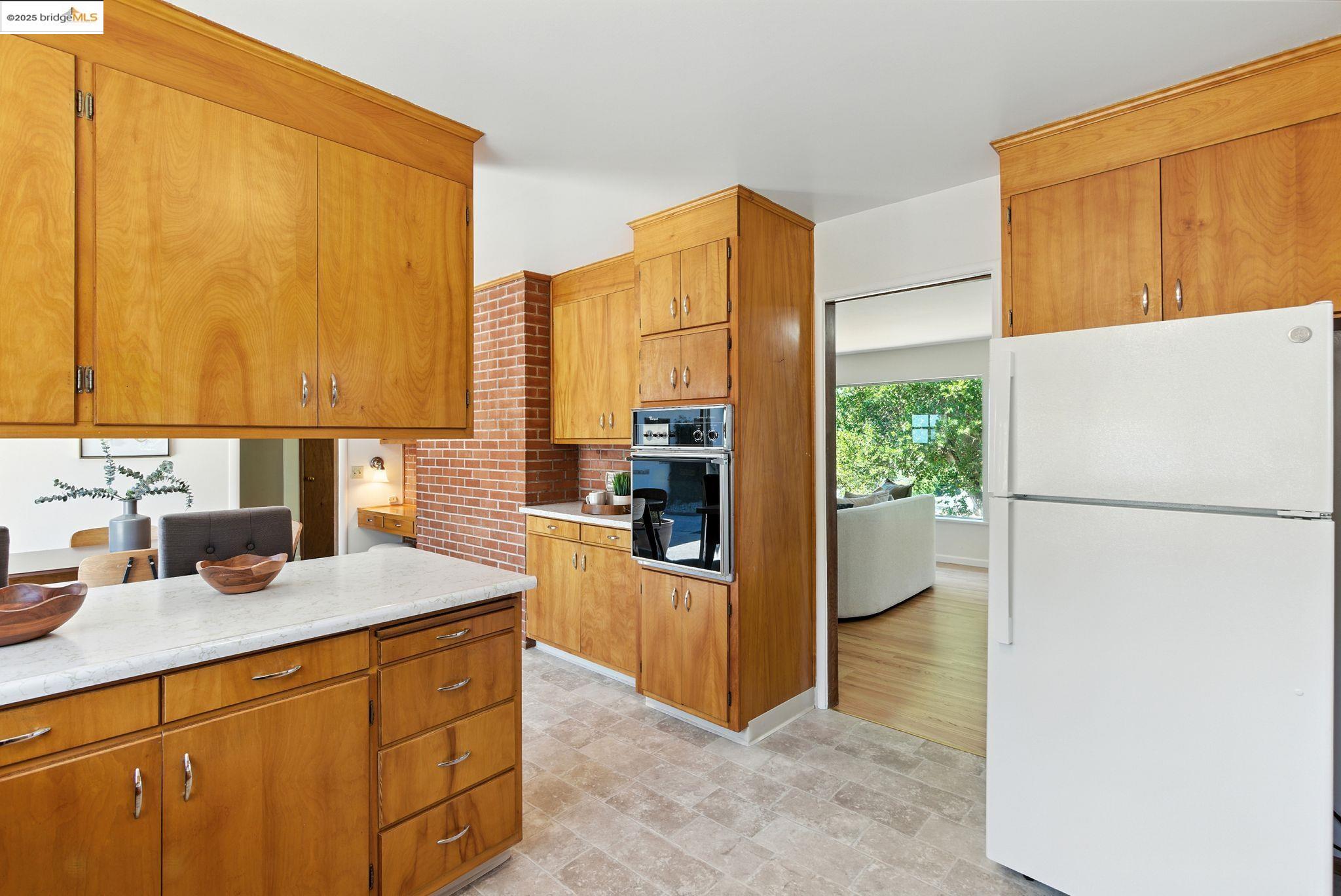 Detail Gallery Image 20 of 43 For 2679 Tamalpais Ave, El Cerrito,  CA 94530 - 4 Beds | 3 Baths