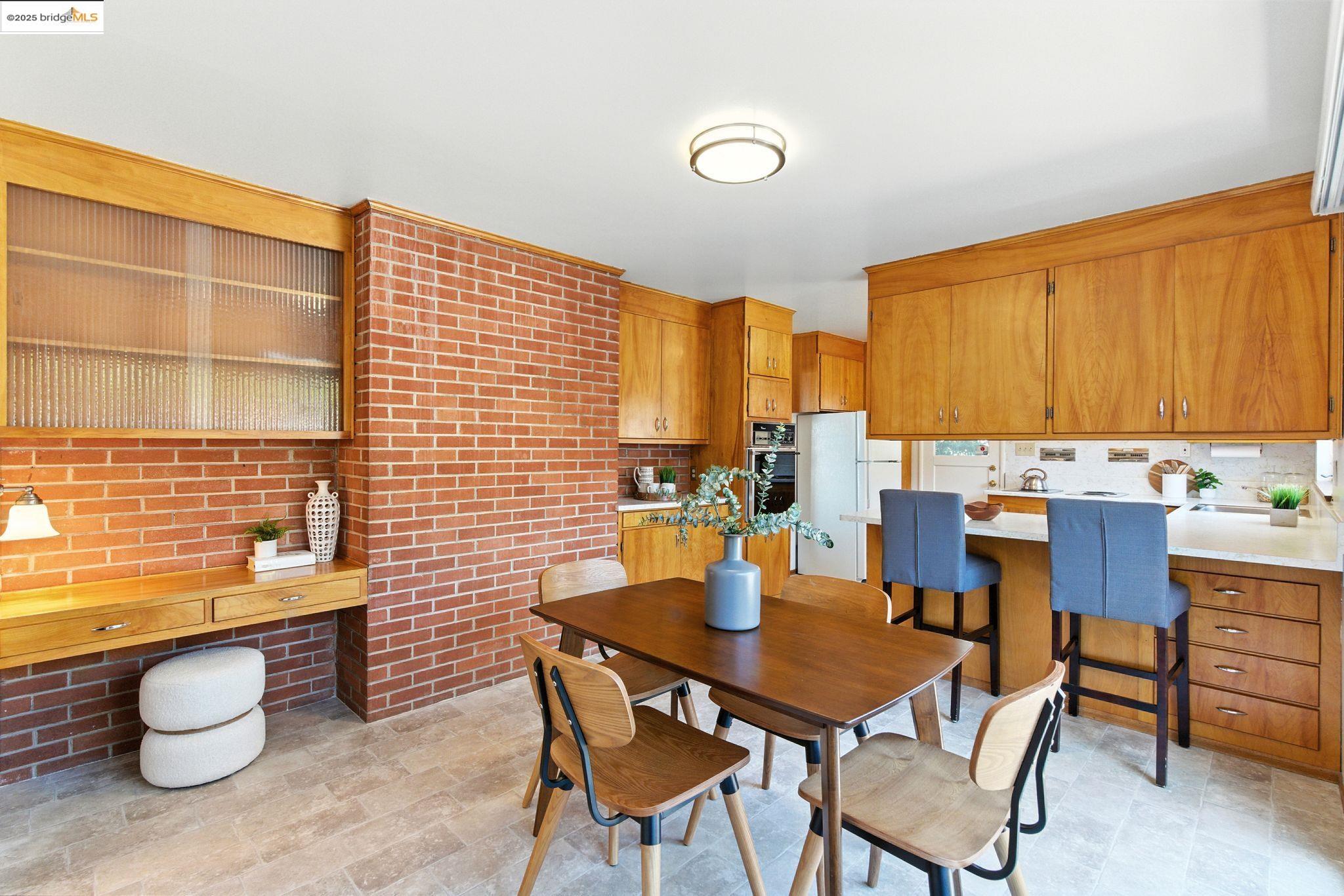 Detail Gallery Image 21 of 43 For 2679 Tamalpais Ave, El Cerrito,  CA 94530 - 4 Beds | 3 Baths