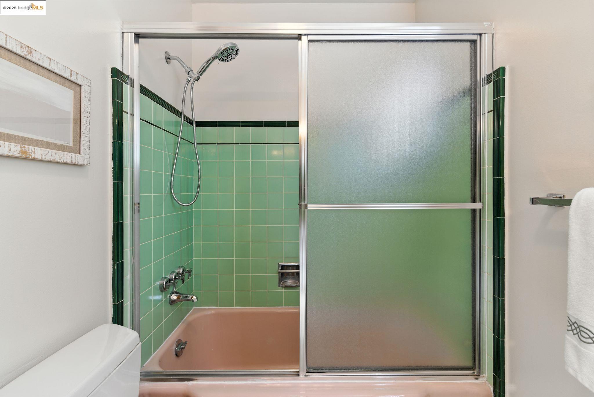 Detail Gallery Image 32 of 43 For 2679 Tamalpais Ave, El Cerrito,  CA 94530 - 4 Beds | 3 Baths