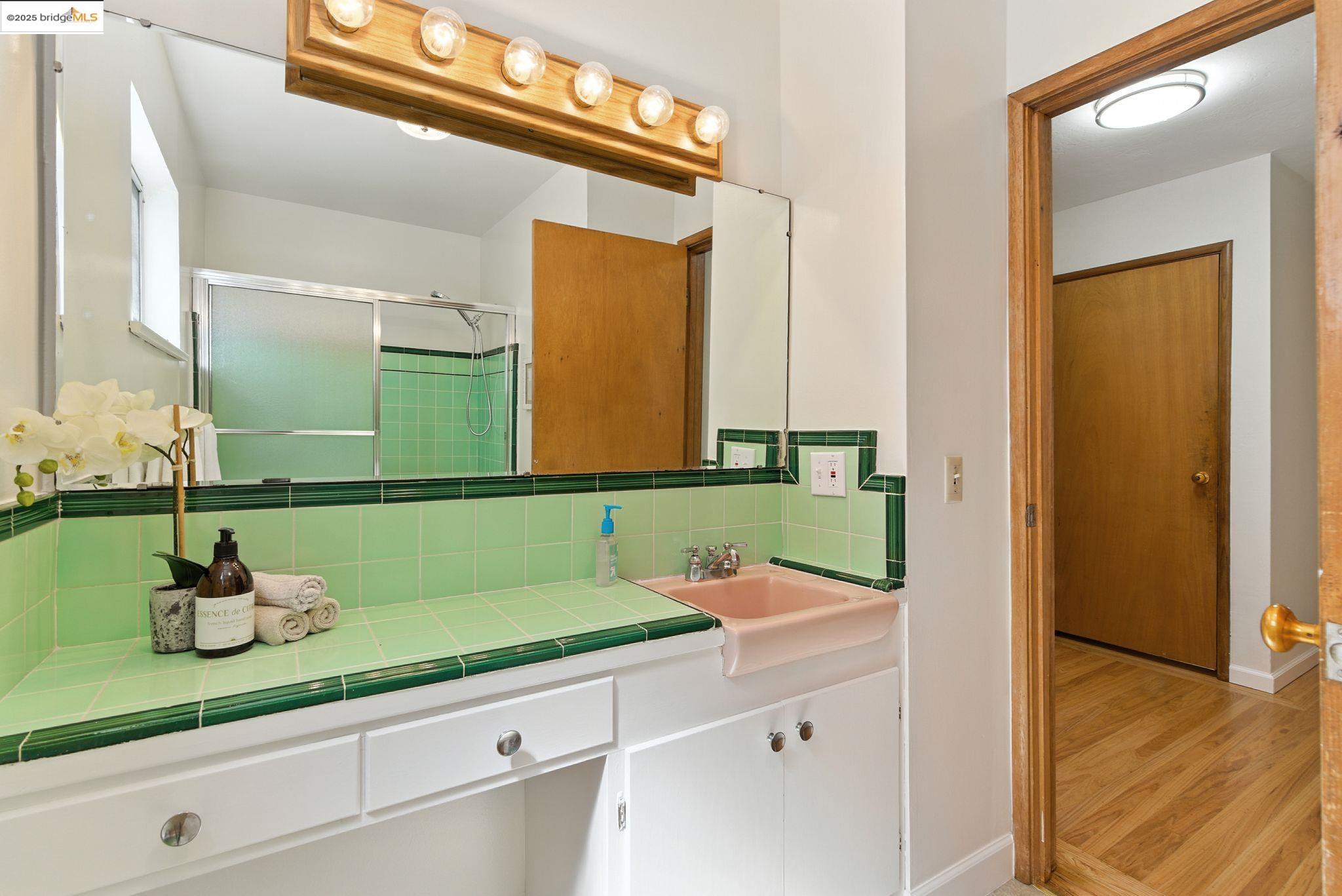 Detail Gallery Image 33 of 43 For 2679 Tamalpais Ave, El Cerrito,  CA 94530 - 4 Beds | 3 Baths