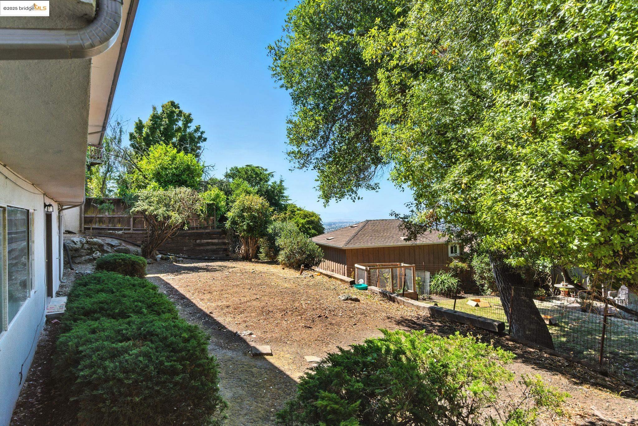 Detail Gallery Image 41 of 43 For 2679 Tamalpais Ave, El Cerrito,  CA 94530 - 4 Beds | 3 Baths