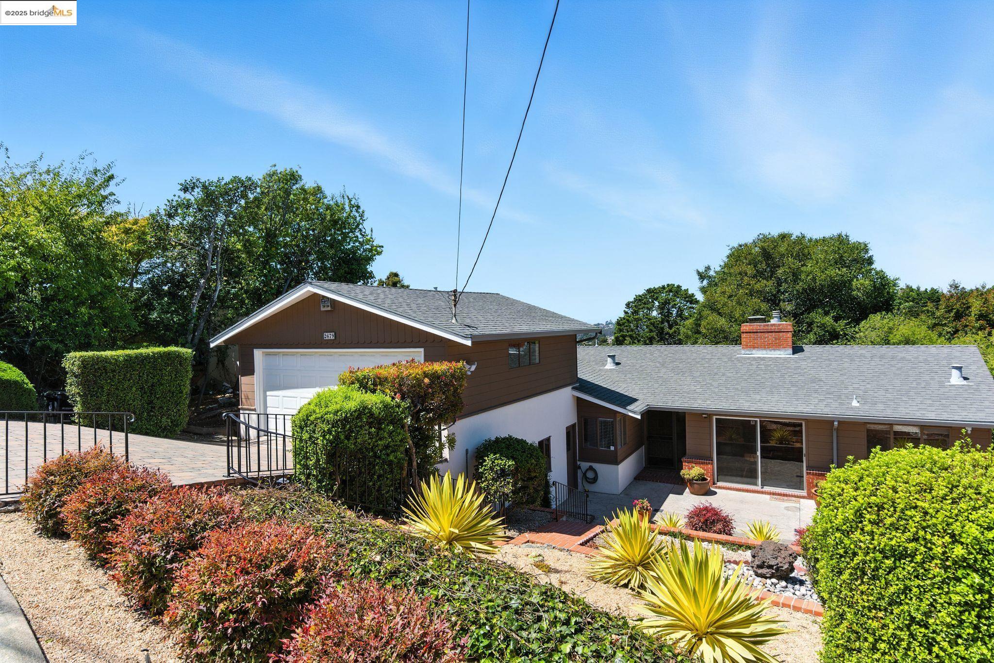 Detail Gallery Image 8 of 43 For 2679 Tamalpais Ave, El Cerrito,  CA 94530 - 4 Beds | 3 Baths
