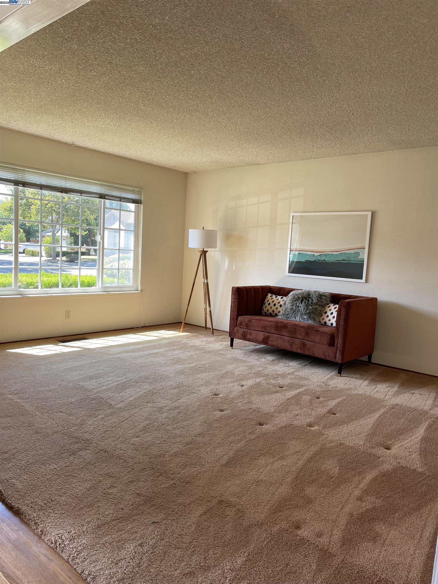 Detail Gallery Image 3 of 11 For 2295 Camino Brazos, Pleasanton,  CA 94566-5812 - 4 Beds | 2 Baths