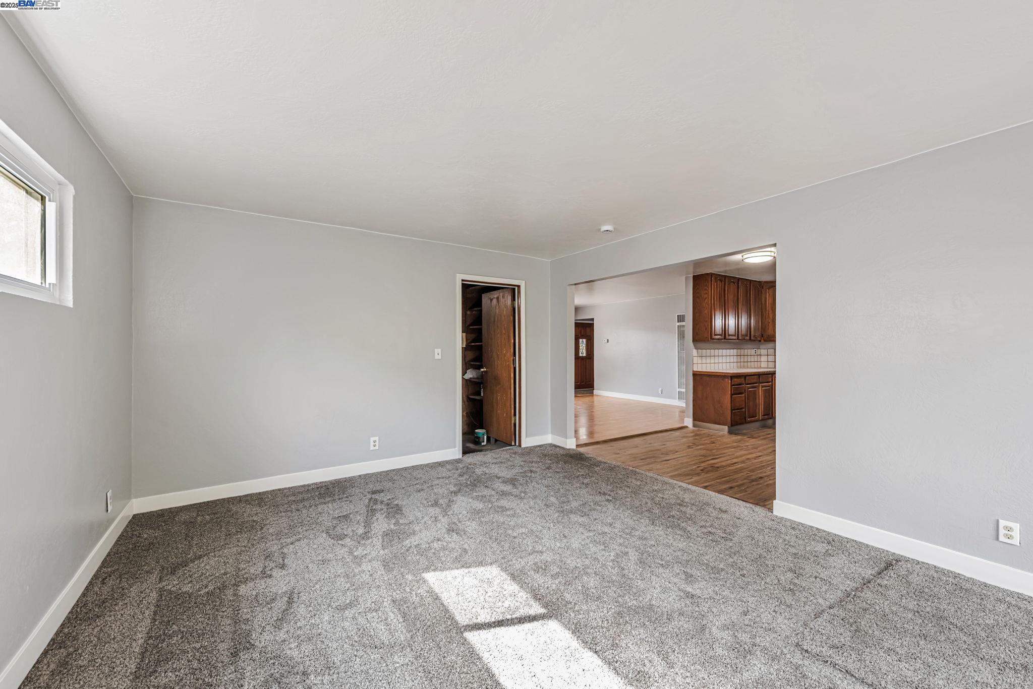 Detail Gallery Image 15 of 41 For 24930 2nd St, Hayward,  CA 94541 - 4 Beds | 2 Baths