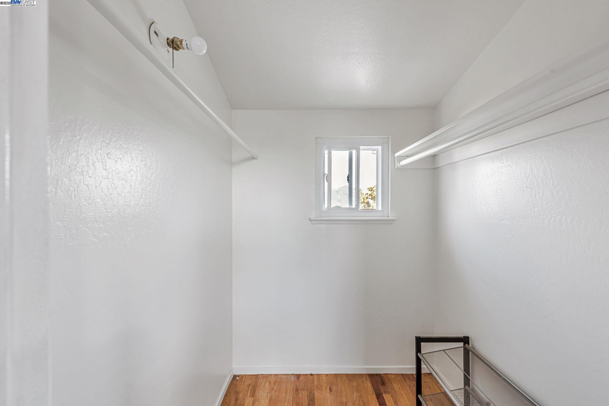 Detail Gallery Image 22 of 41 For 24930 2nd St, Hayward,  CA 94541 - 4 Beds | 2 Baths