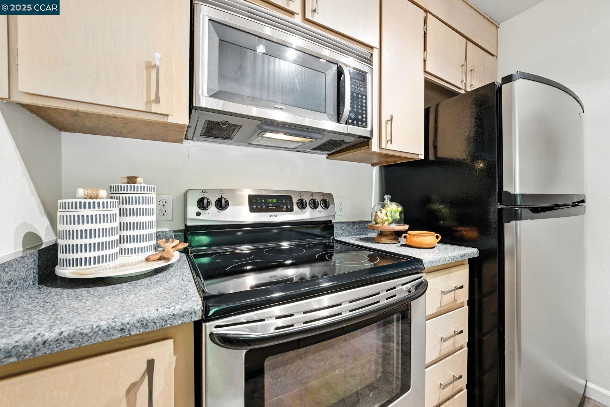 Photo #16: 41109473 Listing: Photo #16